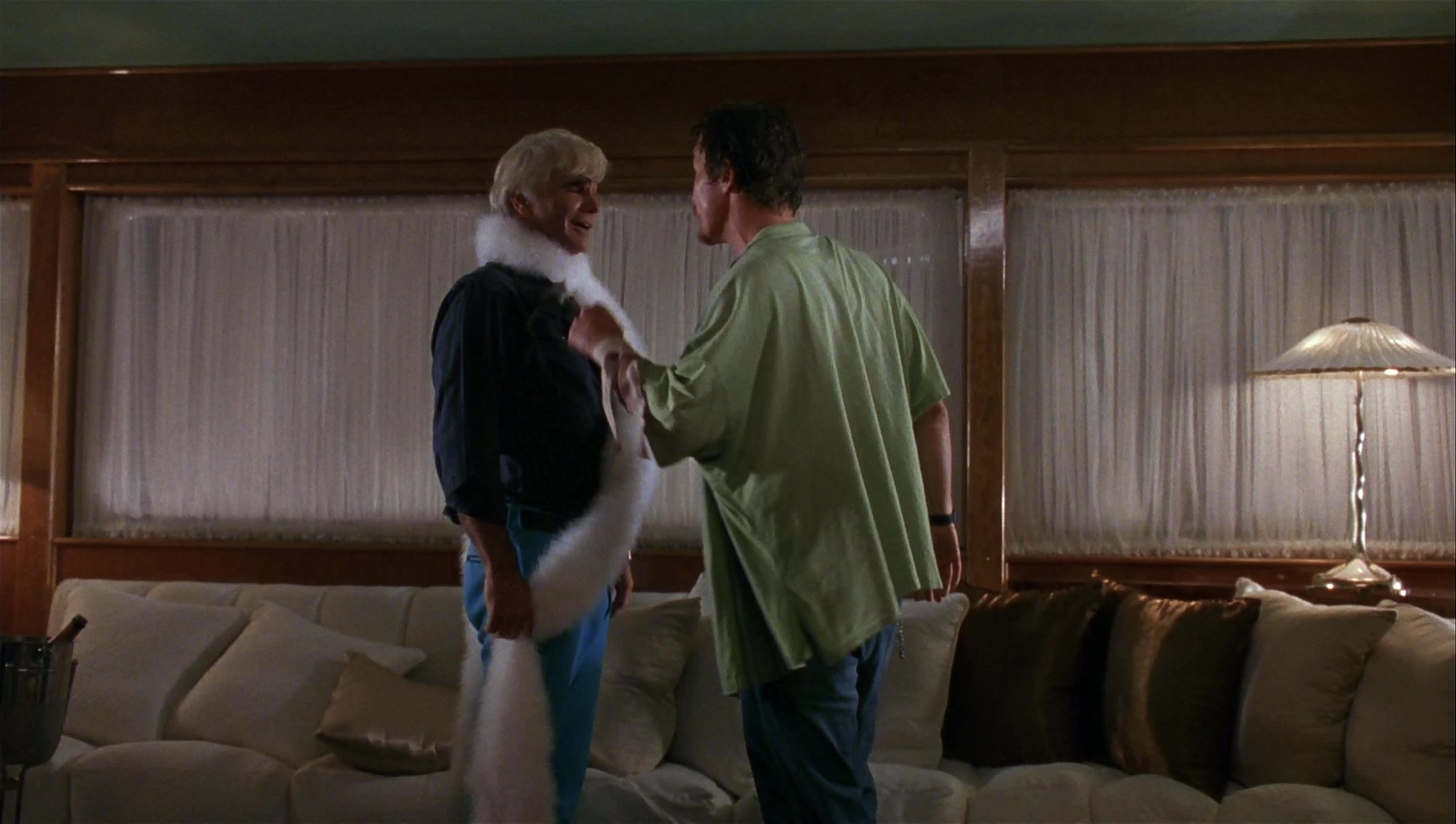 Striptease (1996), wide, 1.77:1 — film still