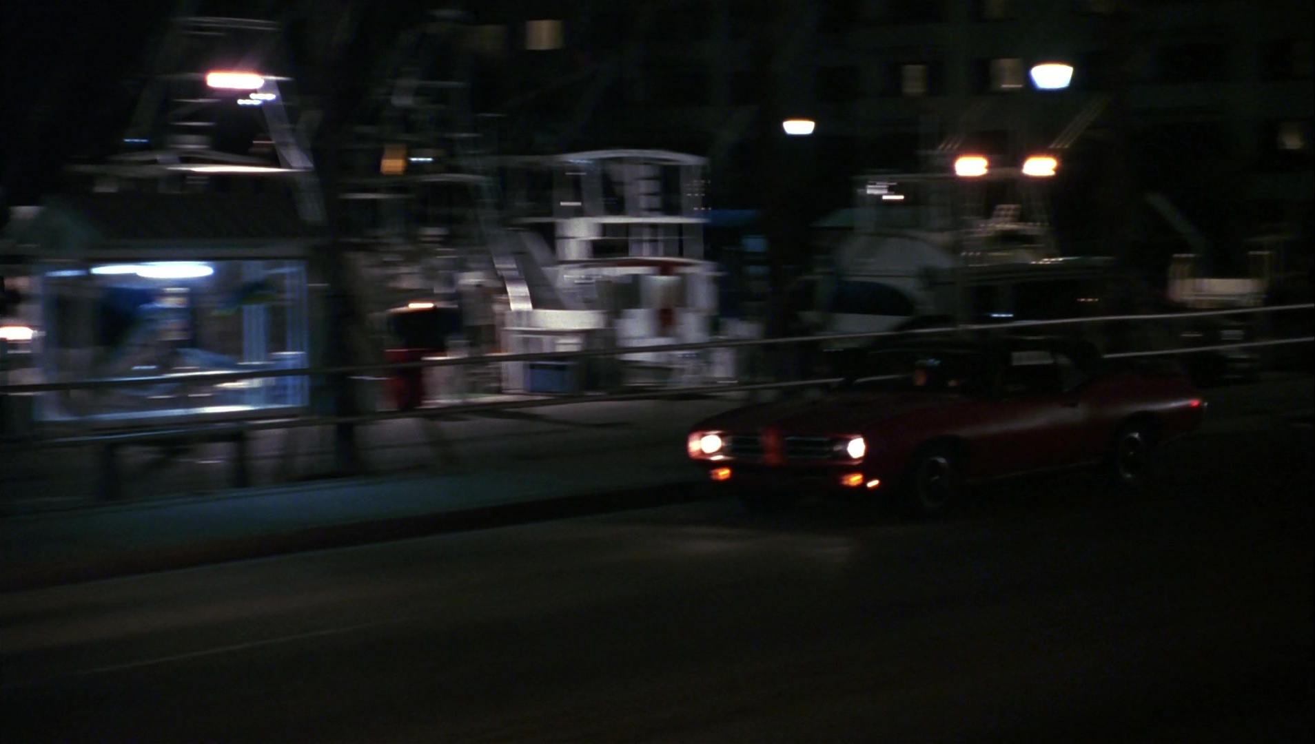 Striptease (1996), wide, 1.77:1 — film still