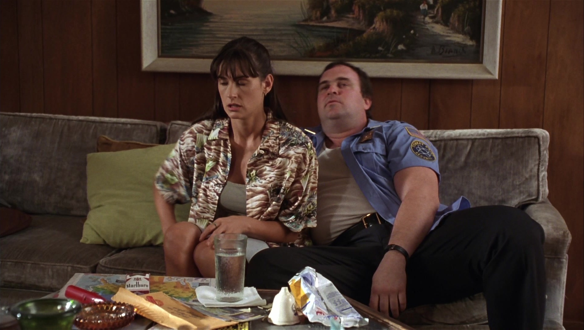 Striptease (1996), wide, 1.77:1 — film still