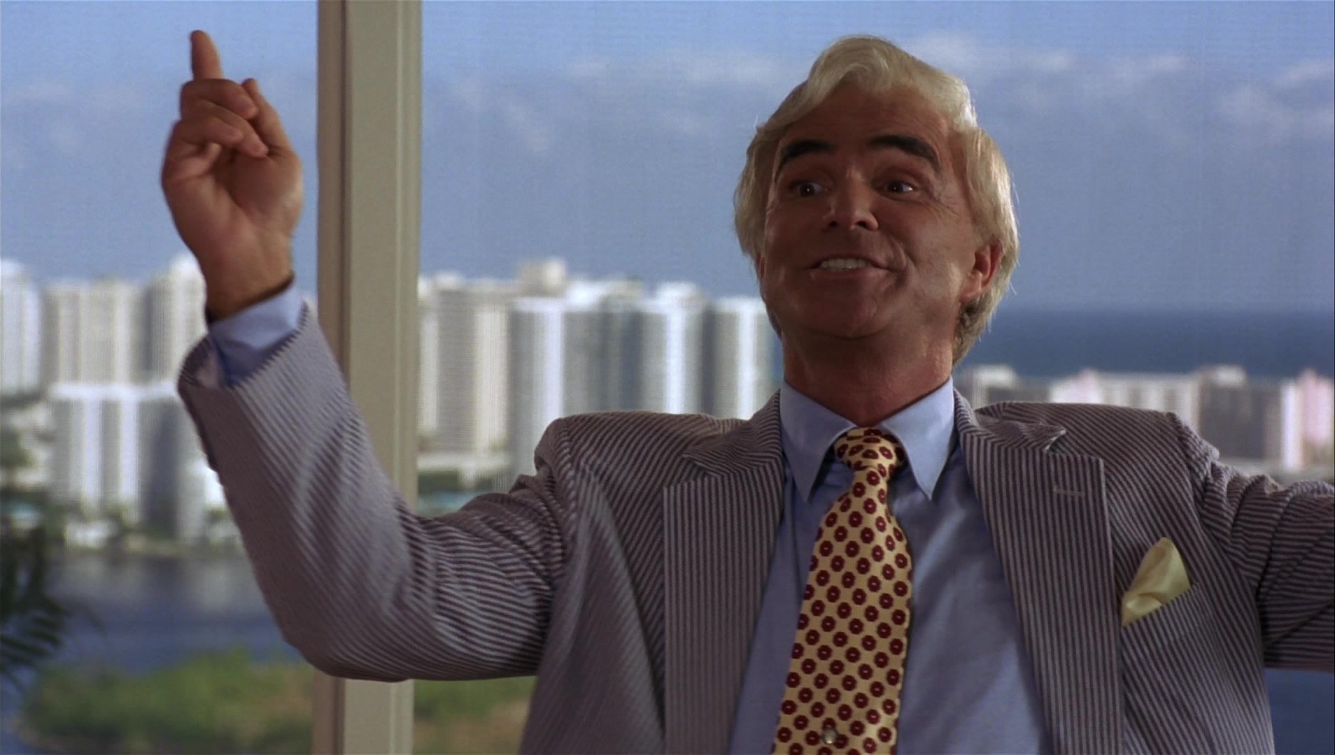 Striptease (1996), wide, 1.77:1 — film still