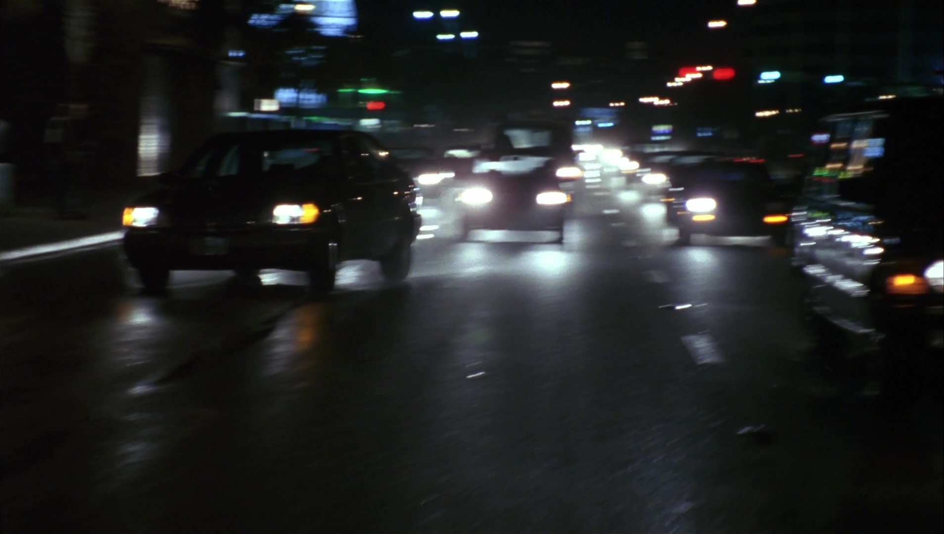 Striptease (1996), wide, 1.77:1 — film still