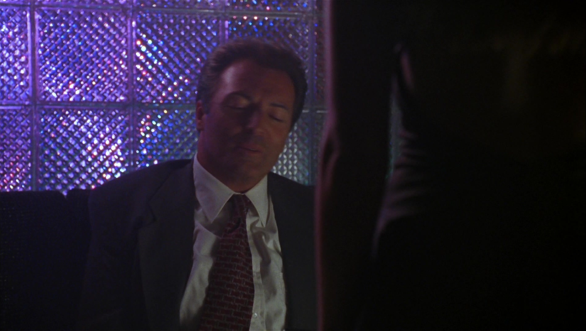 Striptease (1996), wide, 1.77:1 — film still