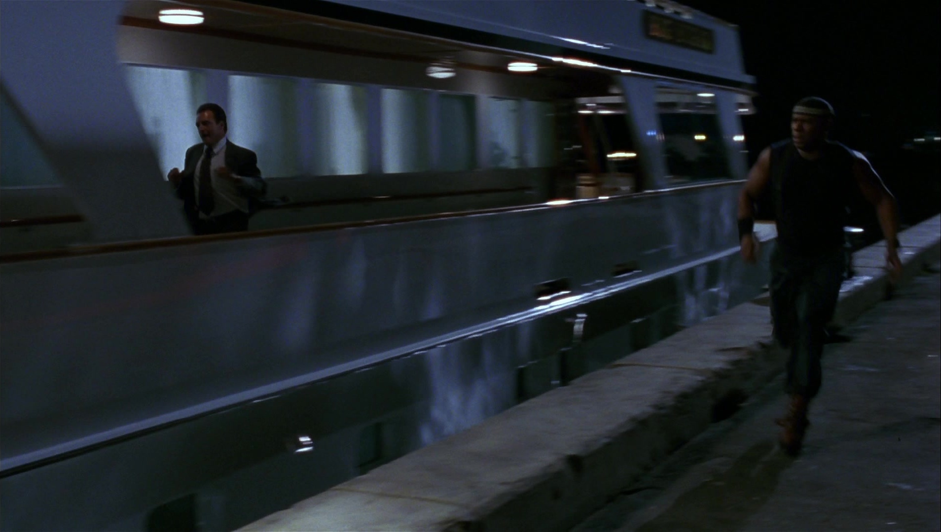 Striptease (1996), wide, 1.77:1 — film still