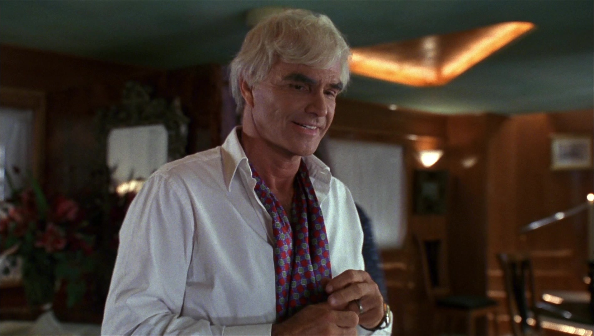 Striptease (1996), wide, 1.77:1 — film still