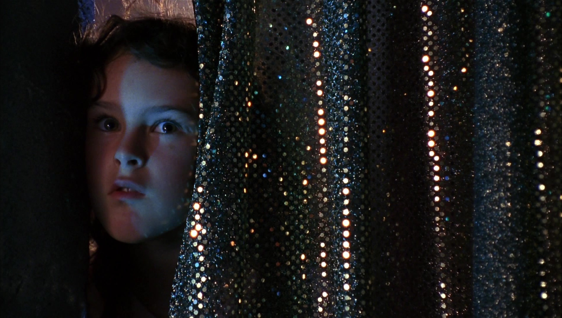 Striptease (1996), medium, 1.77:1 — film still