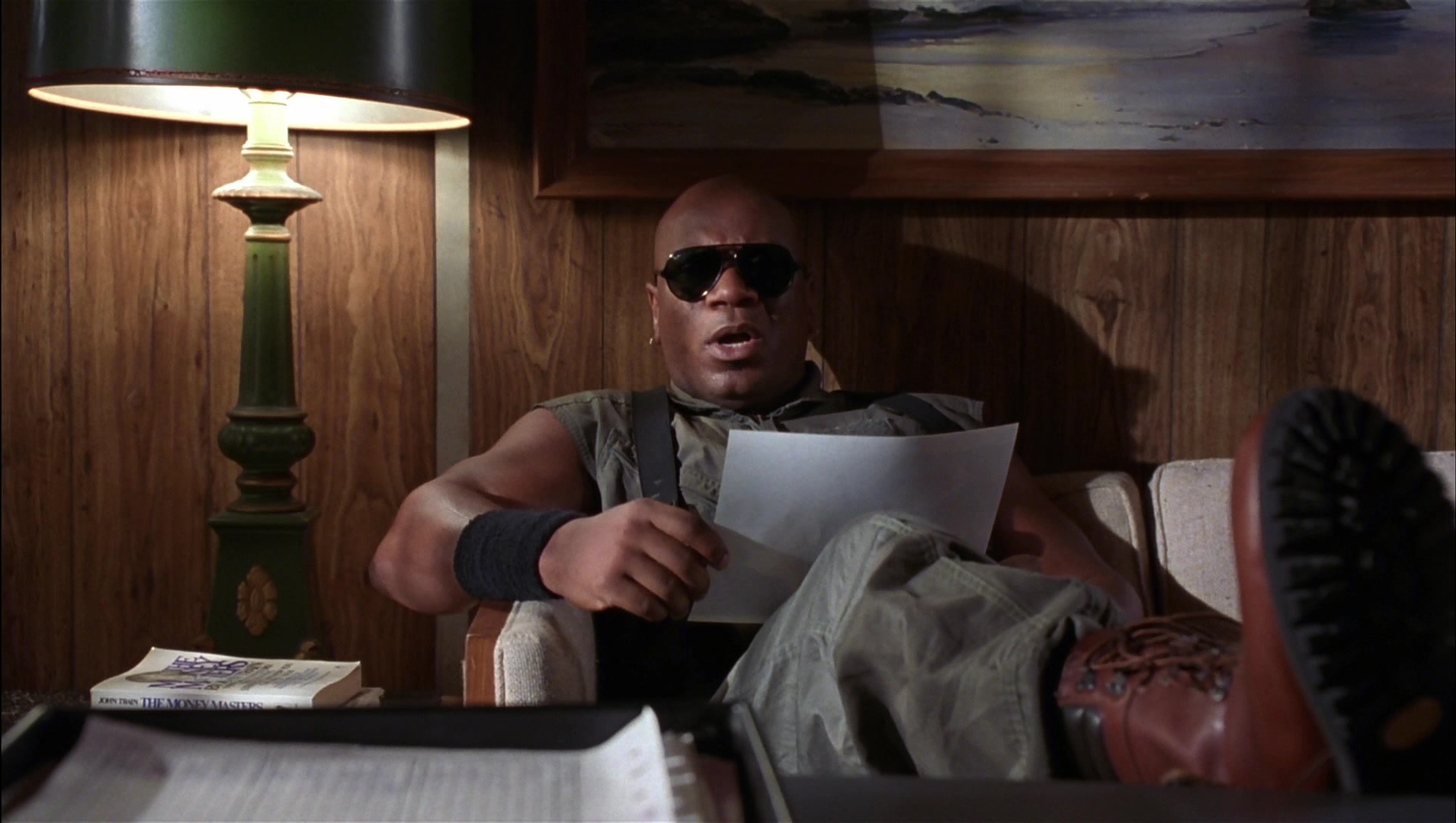 Striptease (1996), wide, 1.77:1 — film still