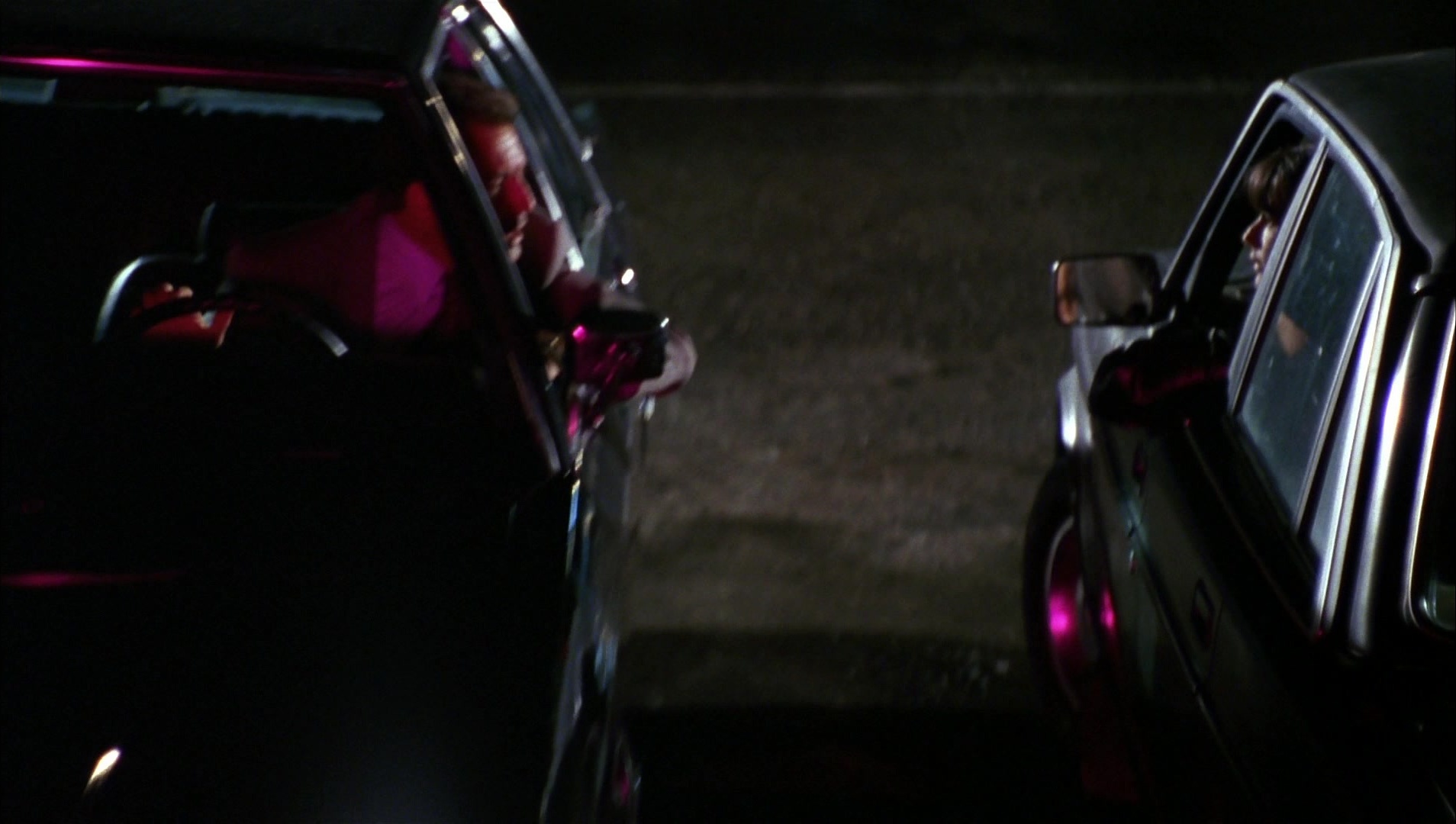 Striptease (1996), wide, 1.77:1 — film still