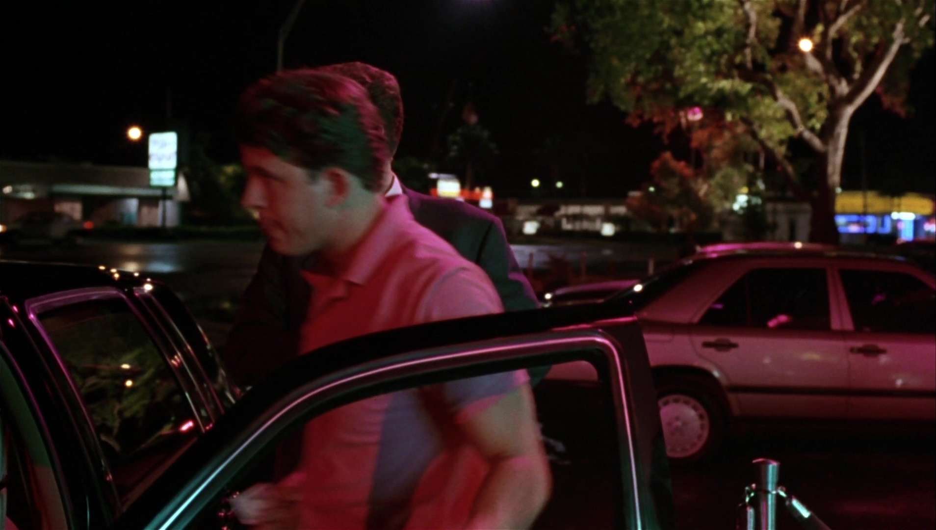 Striptease (1996), wide, 1.77:1 — film still