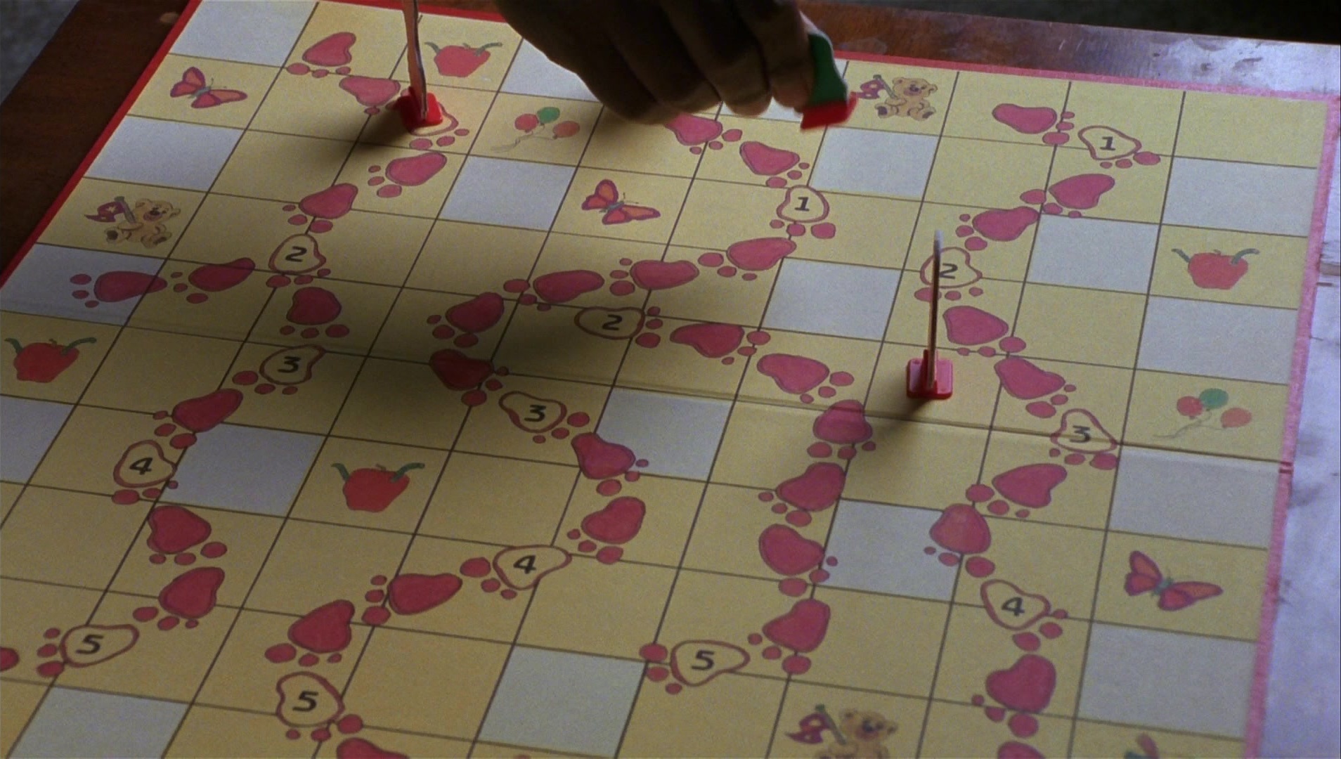 Striptease (1996), wide, 1.77:1 — film still