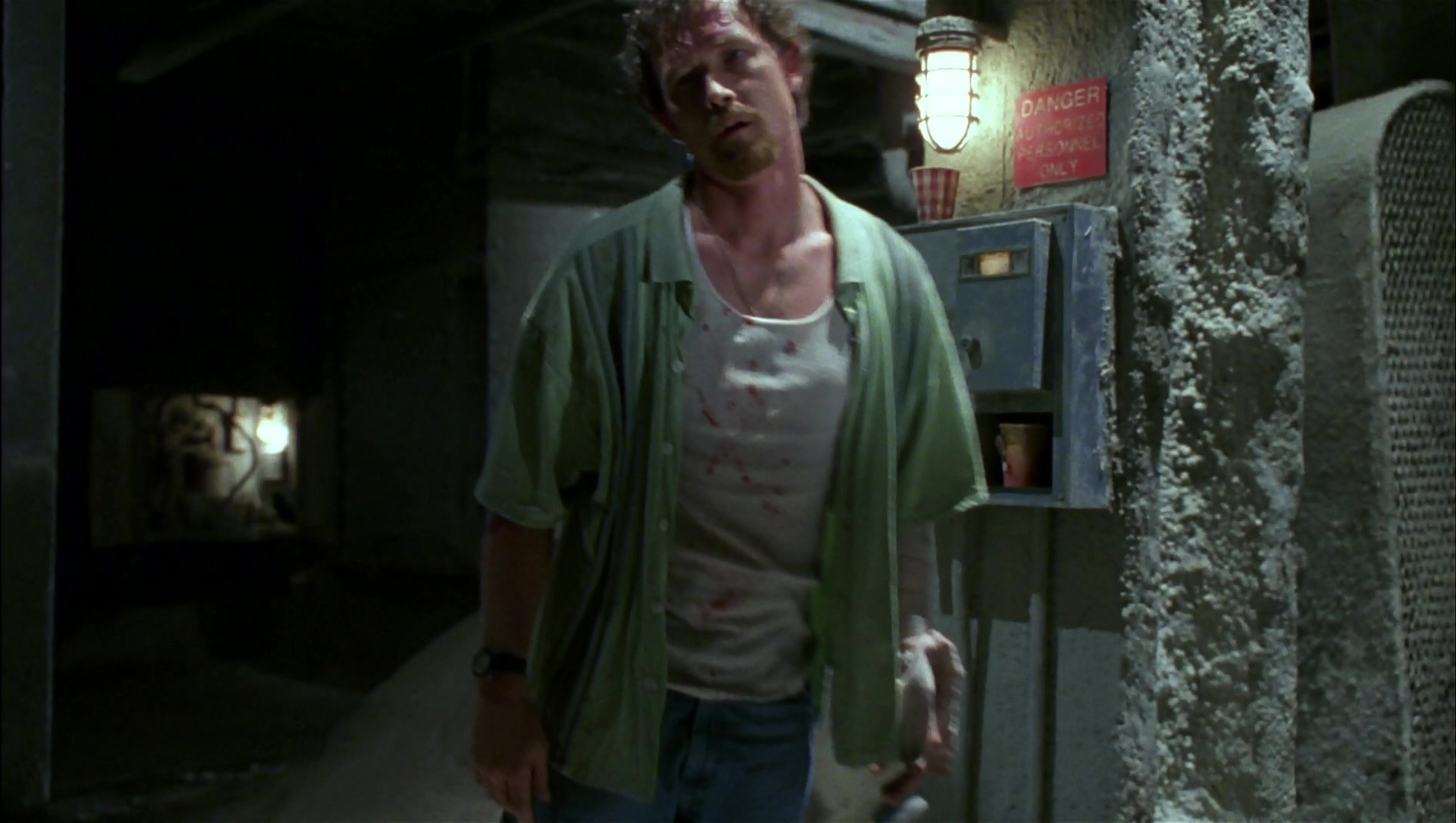 Striptease (1996), wide, 1.77:1 — film still