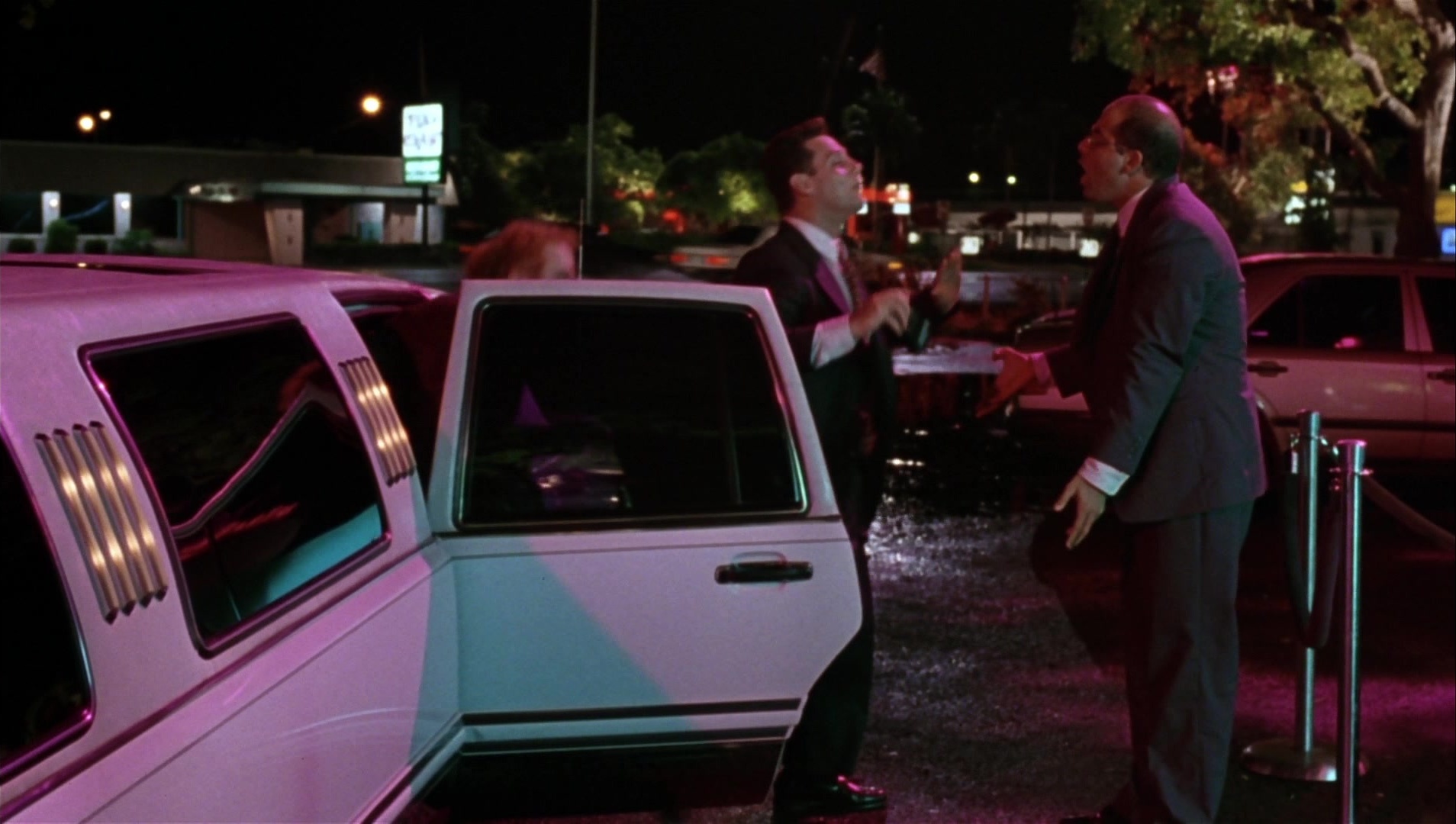Striptease (1996), wide, 1.77:1 — film still