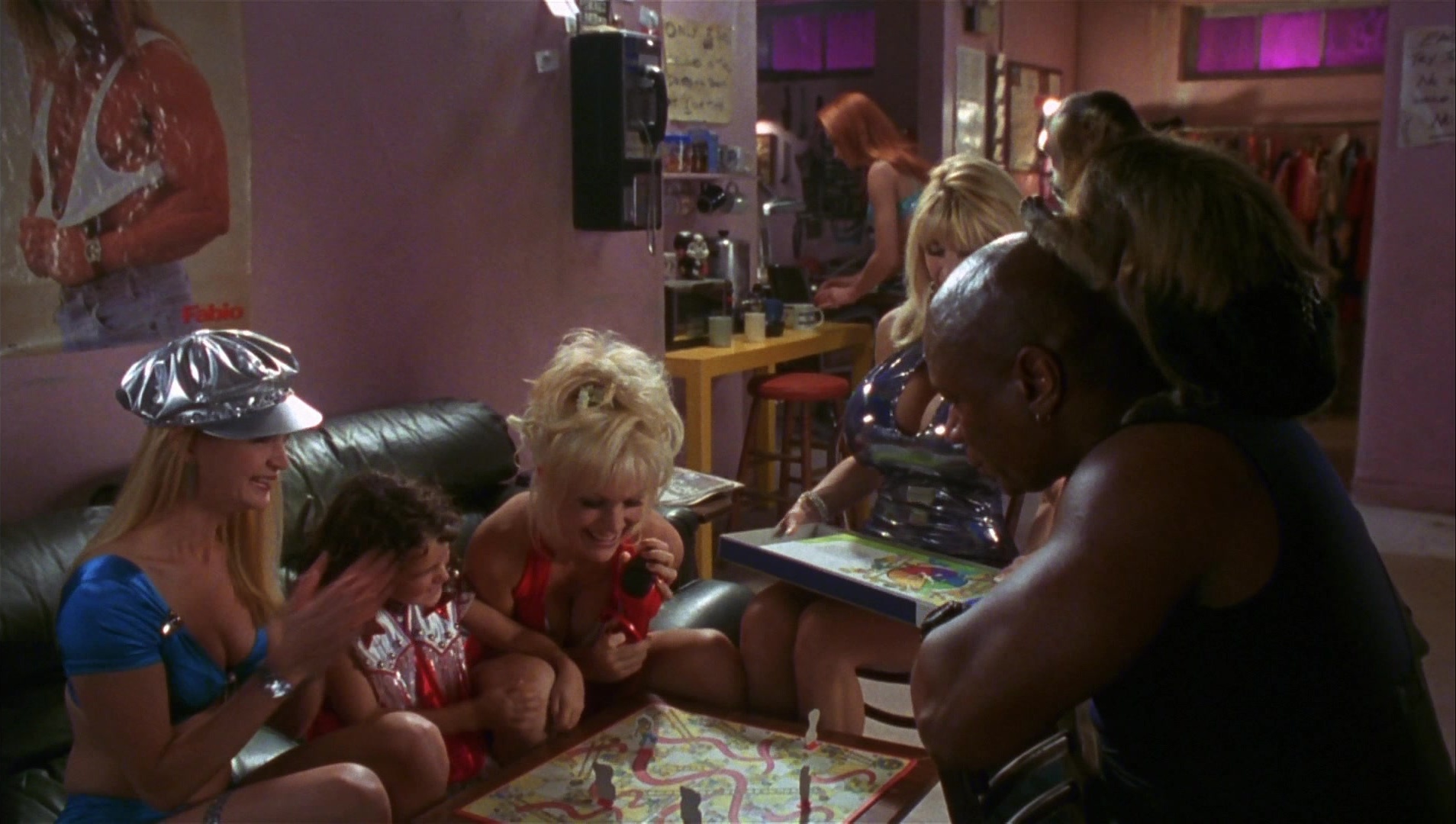 Striptease (1996), wide, 1.77:1 — film still