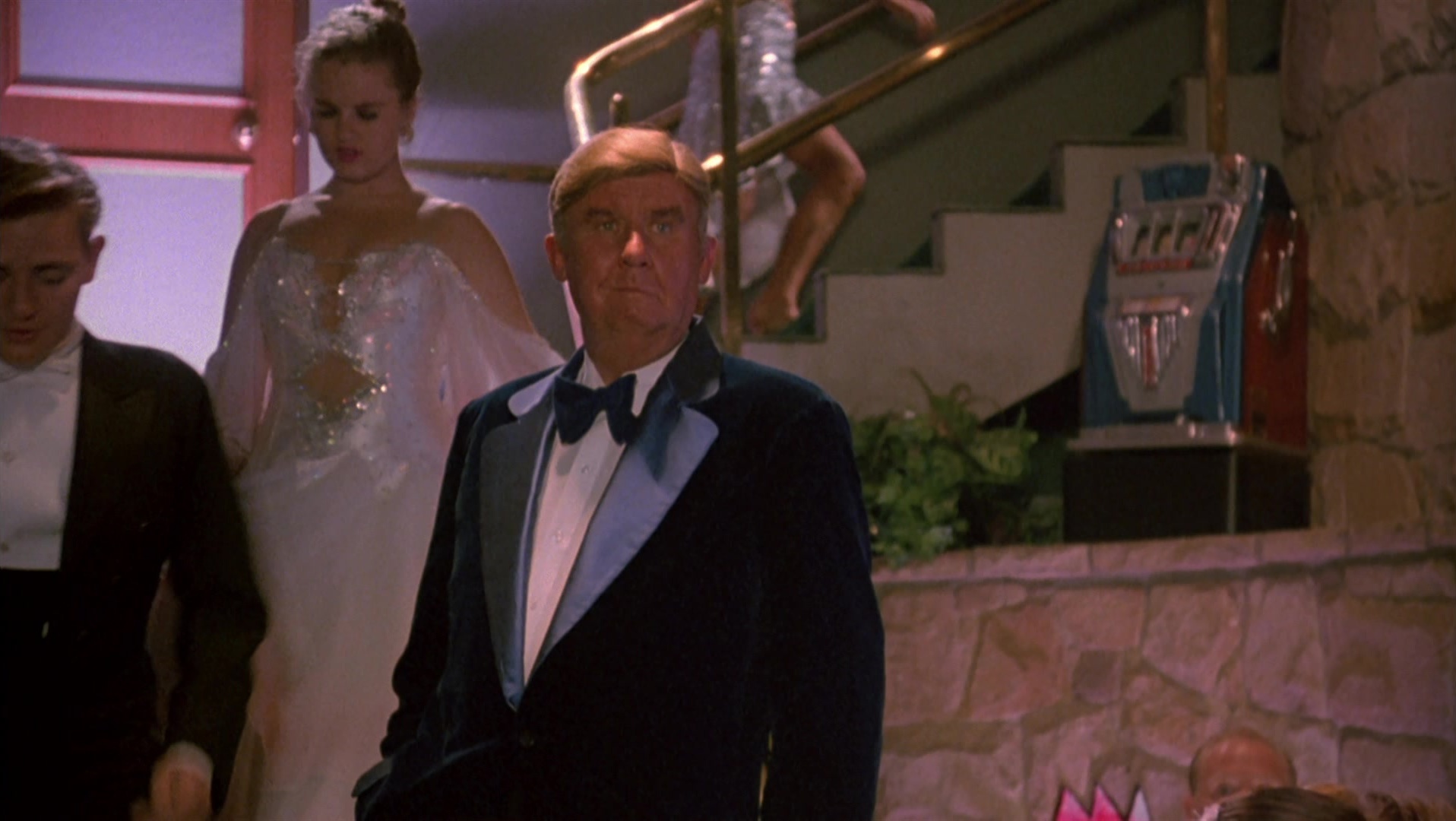 Strictly Ballroom (1992), wide, 1.77:1 — film still