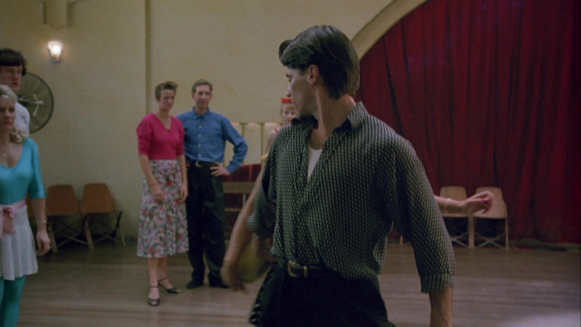Strictly Ballroom (1992), wide, 1.78:1 — film still