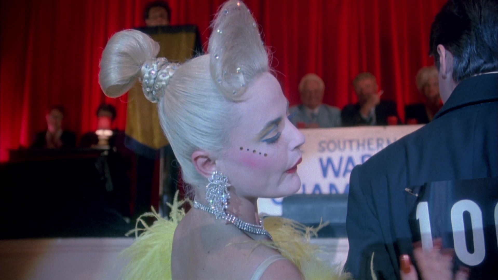Strictly Ballroom (1992), wide, 1.78:1 — film still