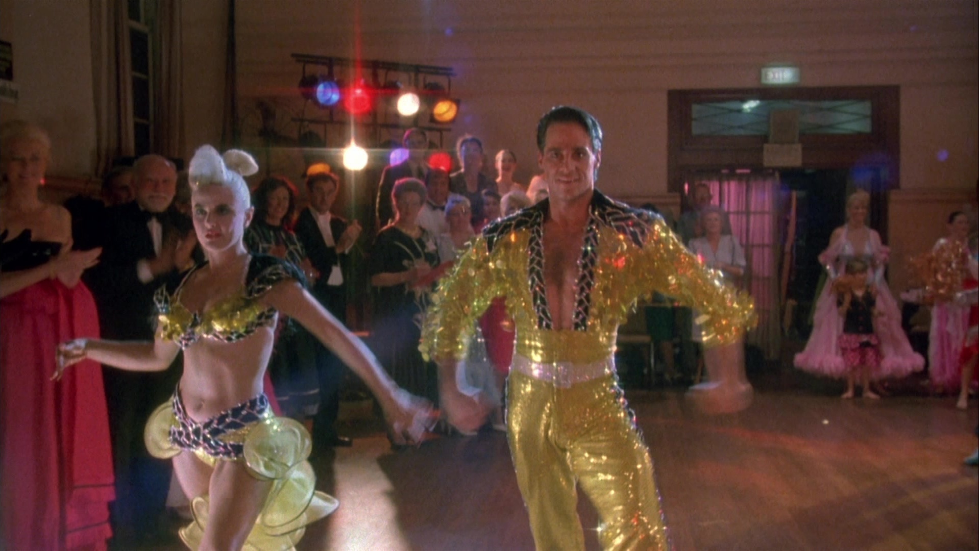 Strictly Ballroom (1992), wide, 1.78:1 — film still