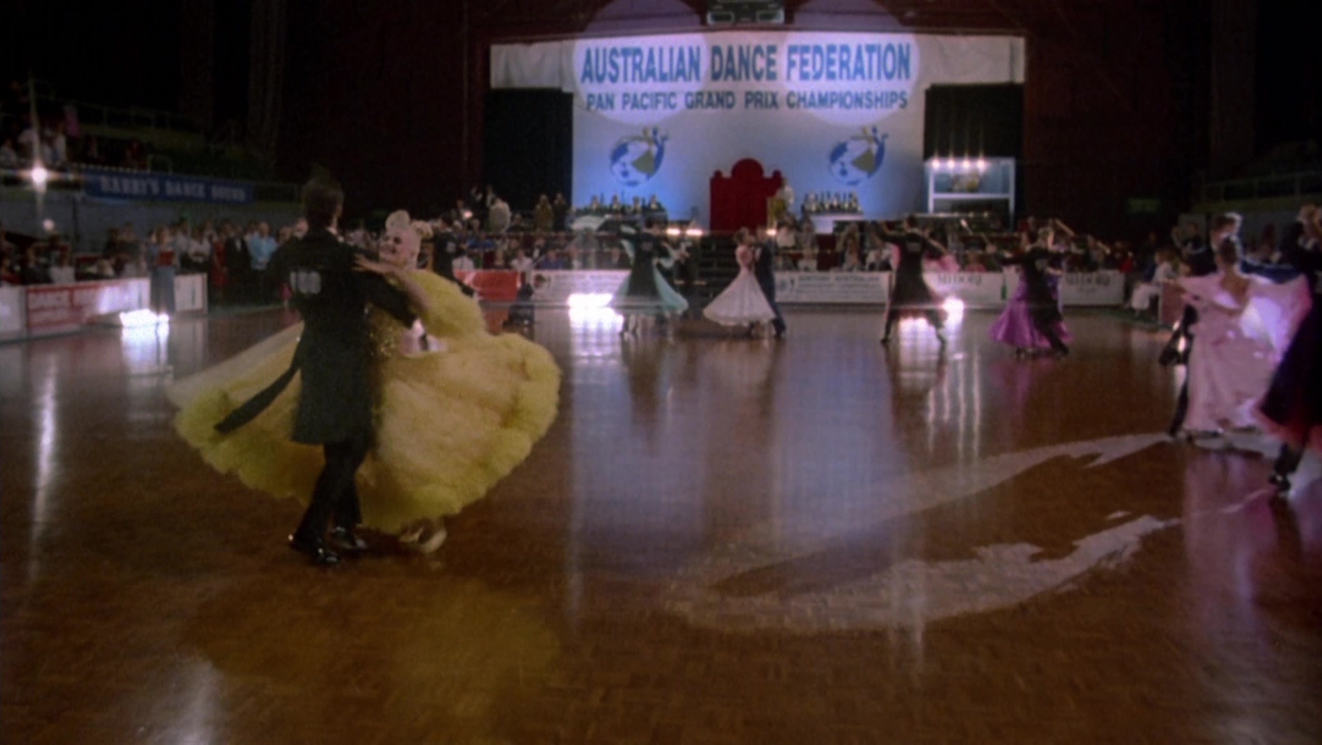 Strictly Ballroom (1992), wide, 1.77:1 — film still