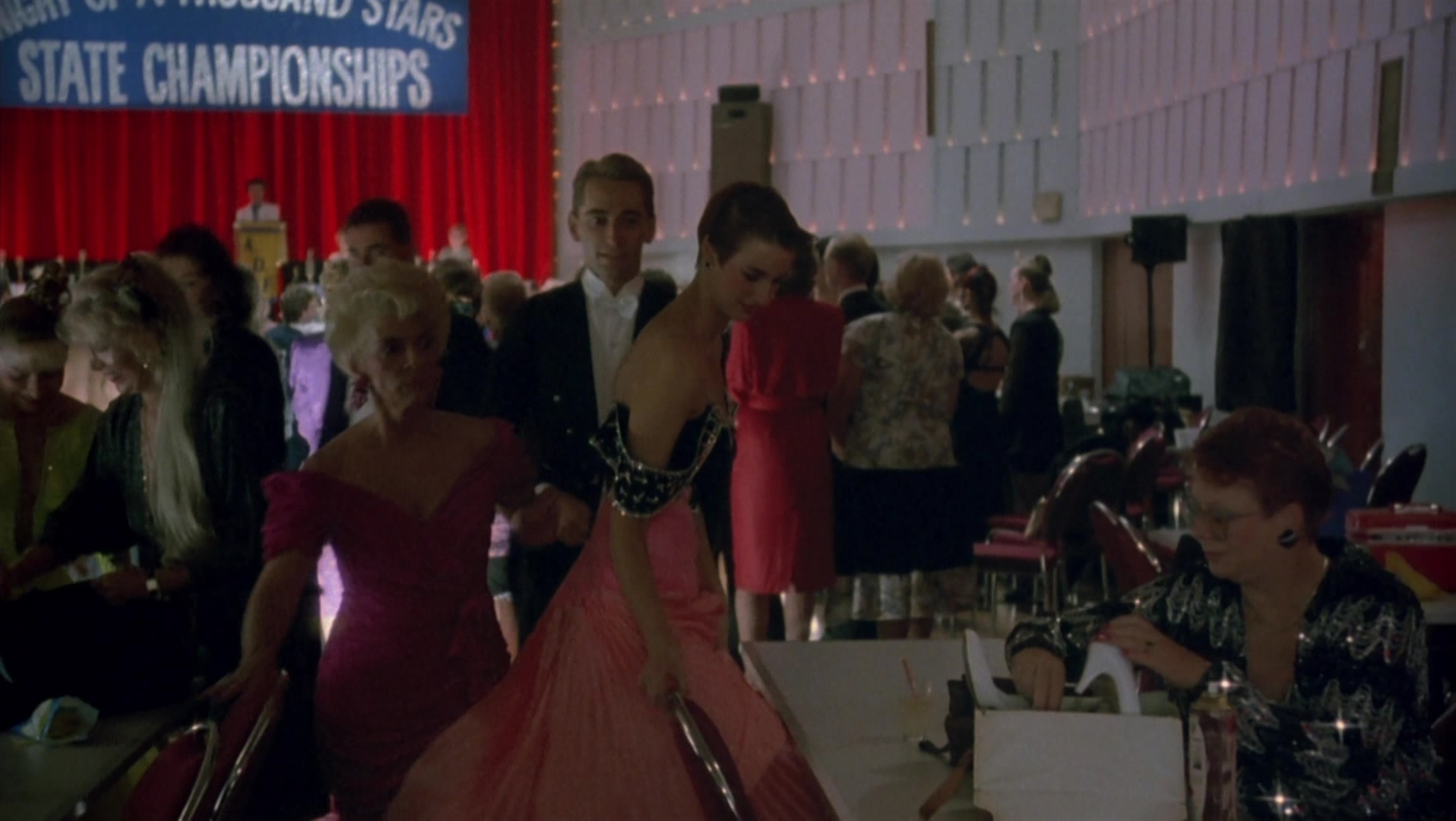Strictly Ballroom (1992), wide, 1.77:1 — film still