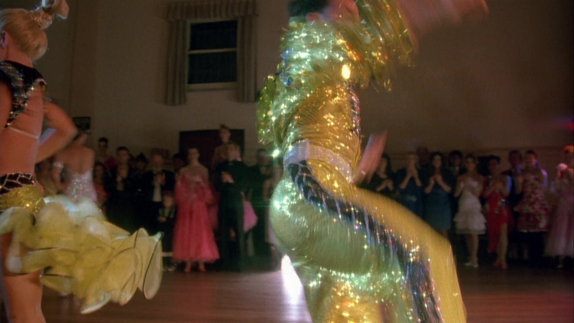 Strictly Ballroom (1992), wide, 1.78:1 — film still