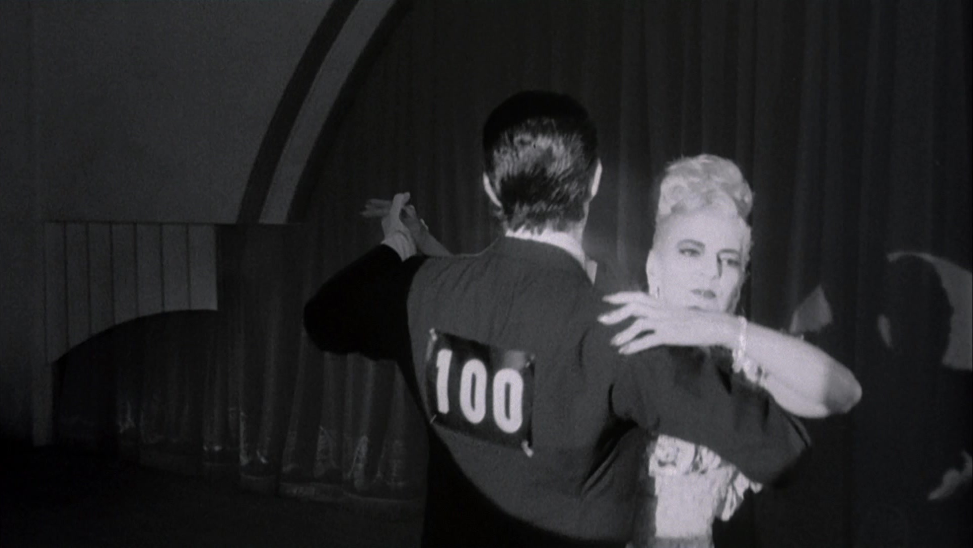 Strictly Ballroom (1992), medium, 1.78:1 — film still