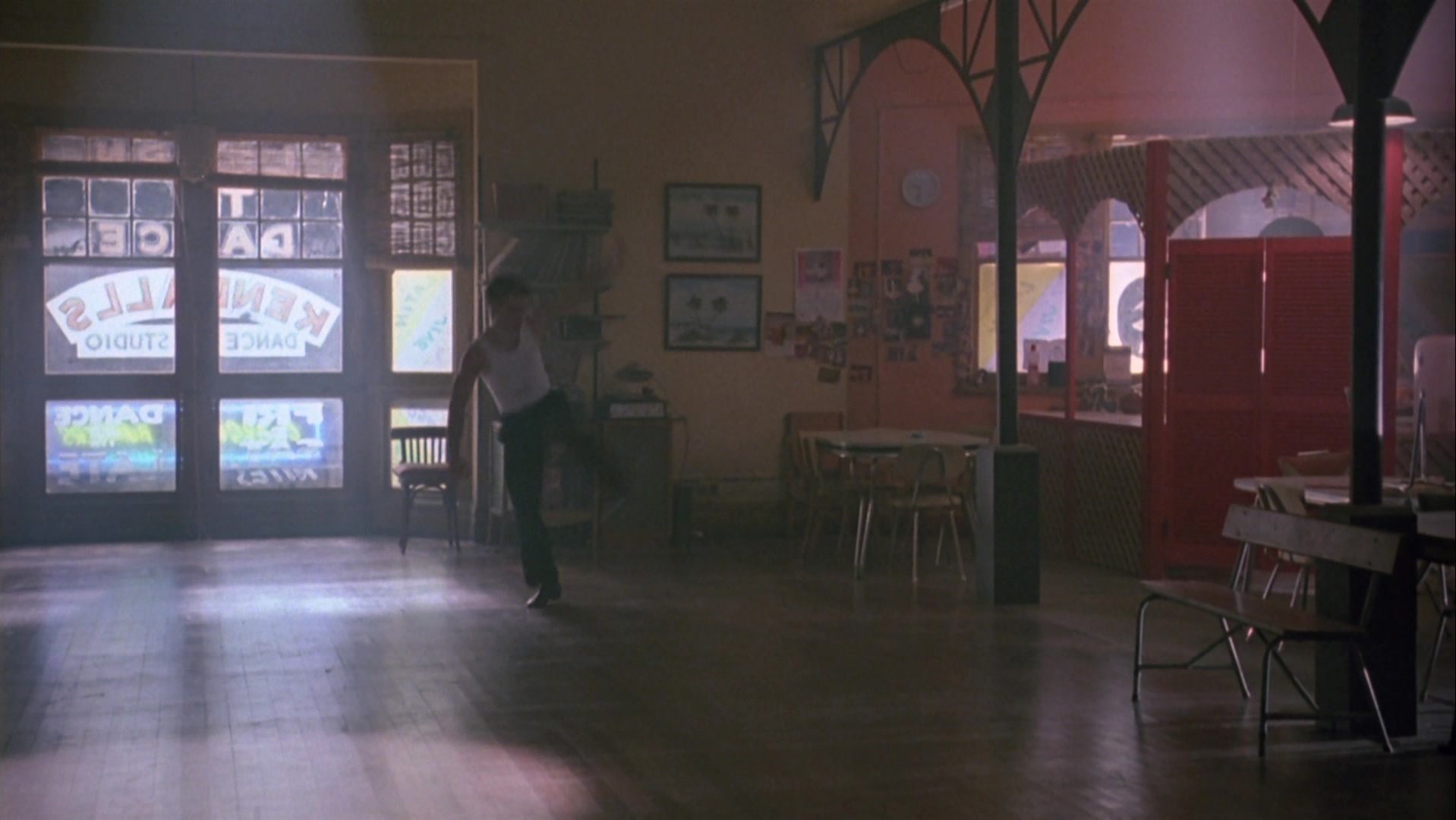 Strictly Ballroom (1992), wide, 1.78:1 — film still