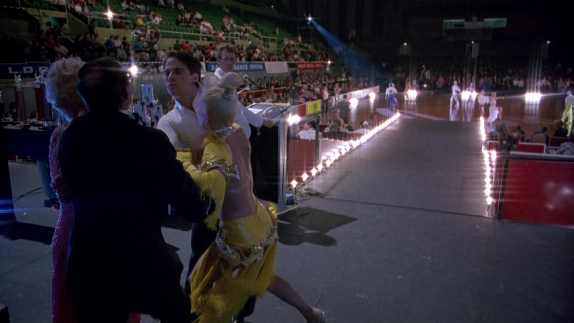 Strictly Ballroom (1992), wide, 1.77:1 — film still