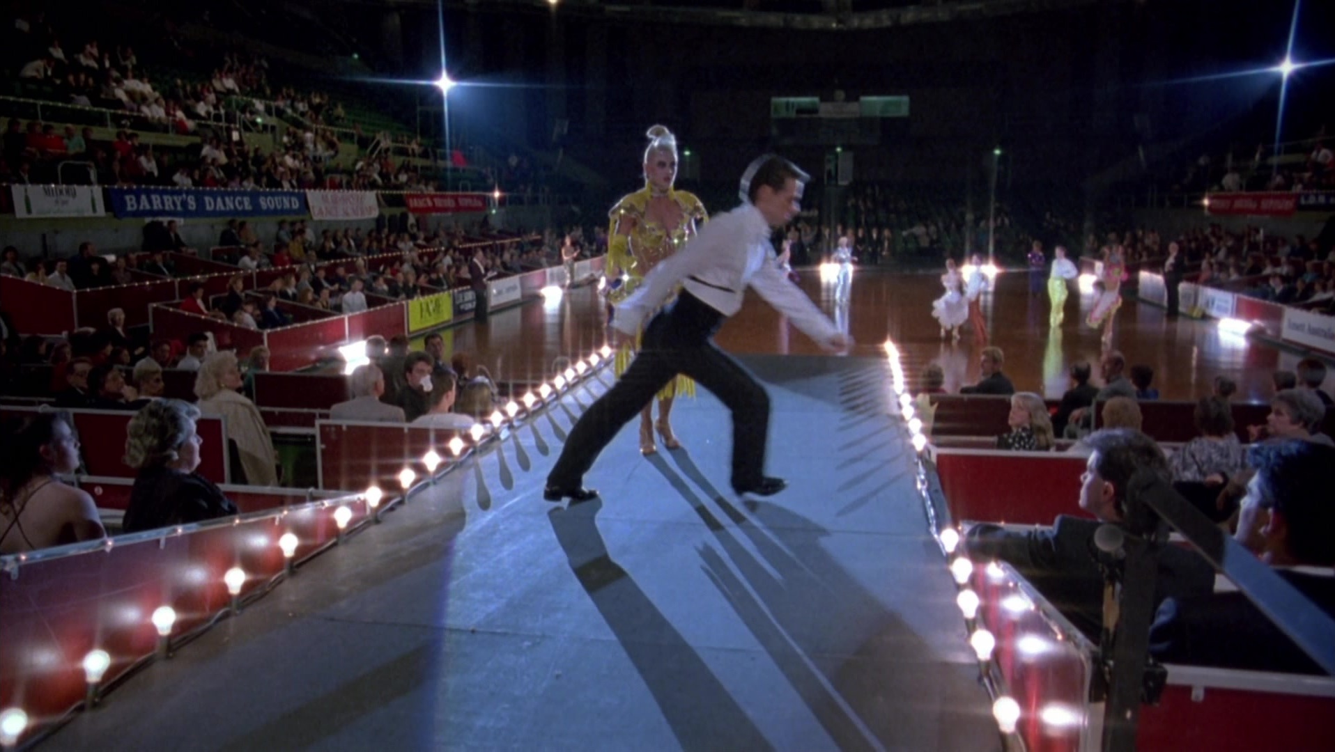 Strictly Ballroom (1992), wide, 1.77:1 — film still