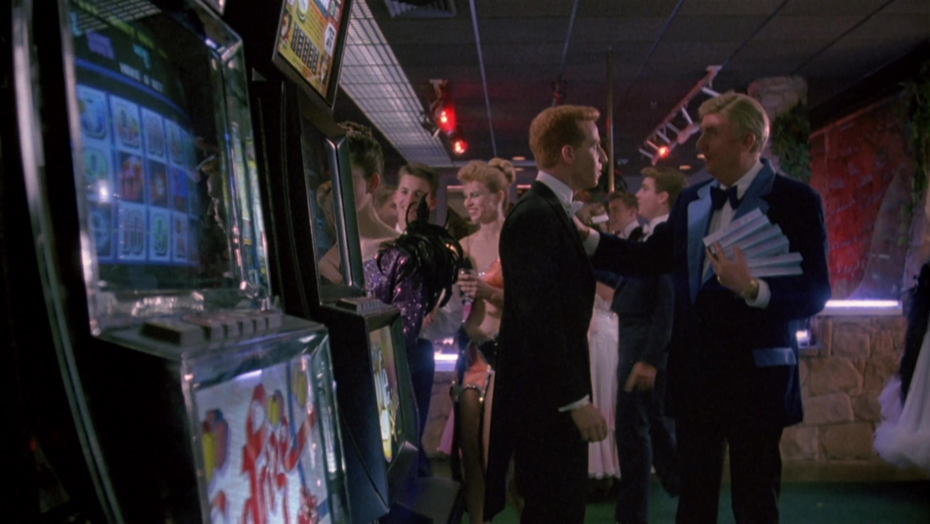 Strictly Ballroom (1992), wide, 1.77:1 — film still