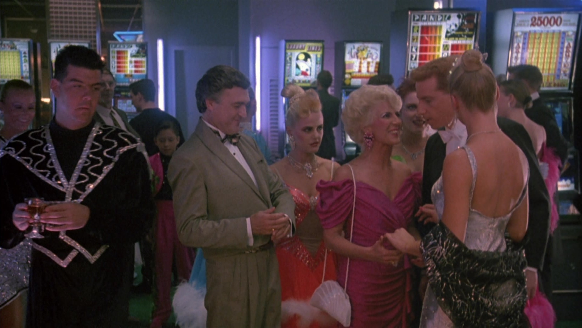 Strictly Ballroom (1992), wide, 1.77:1 — film still