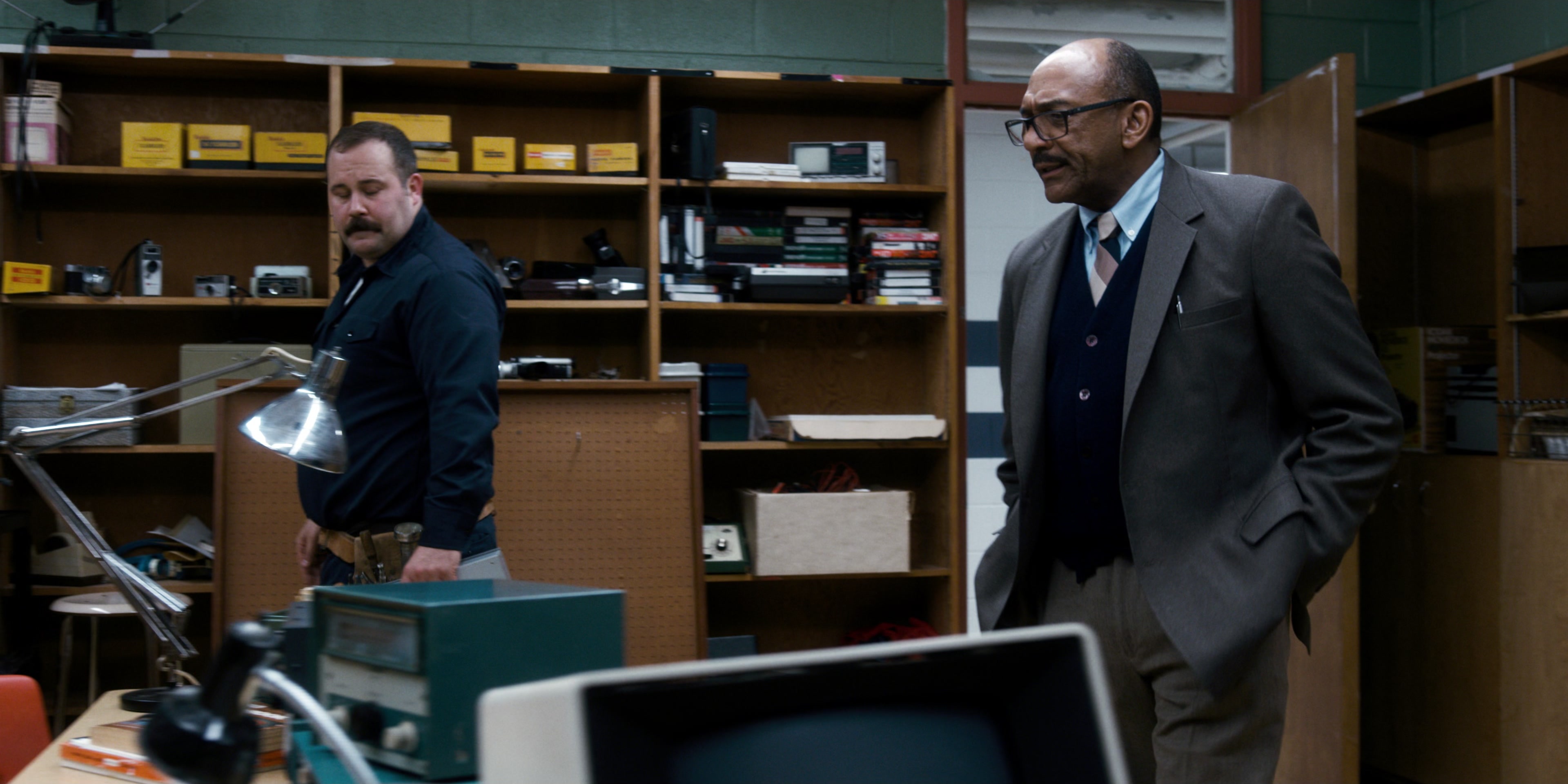 Stranger Things (2016), wide, 2.00:1 — film still