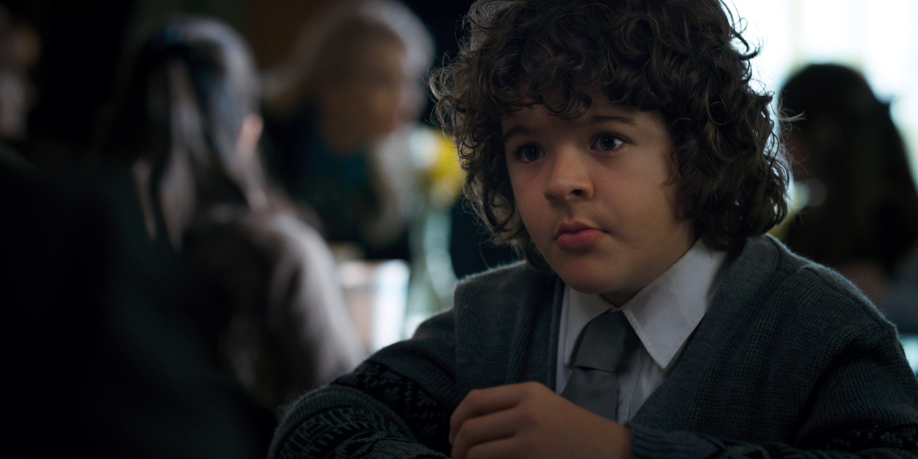 Stranger Things (2016), medium, 2.00:1 — film still