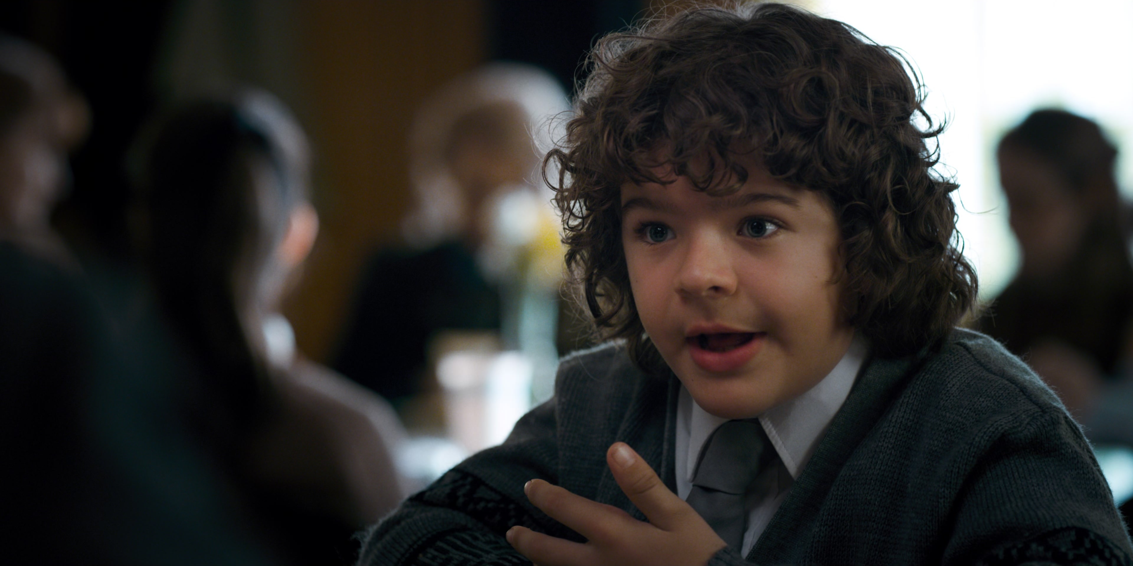 Stranger Things (2016), medium, 2.00:1 — film still
