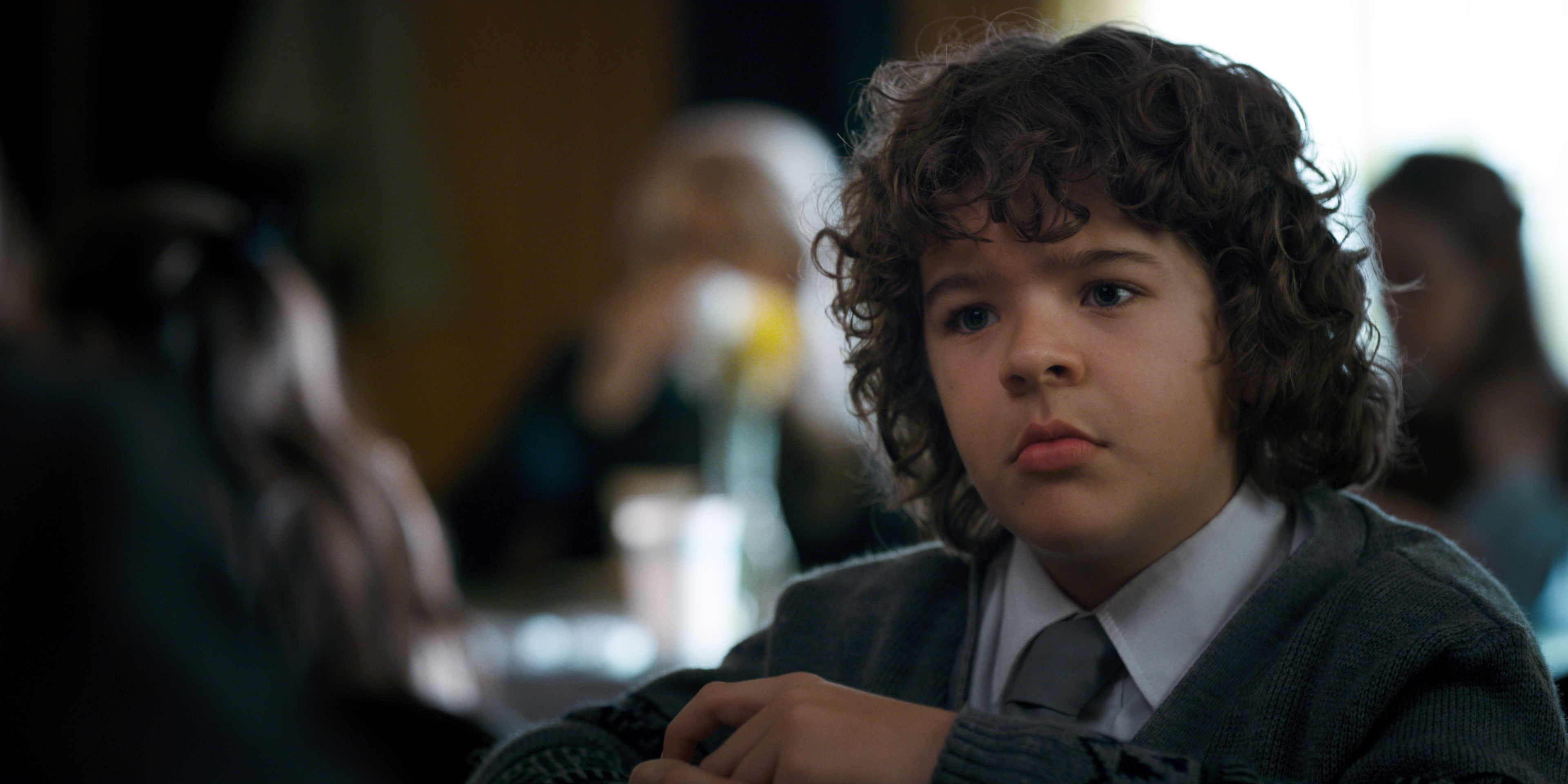 Stranger Things (2016), medium, 2.00:1 — film still