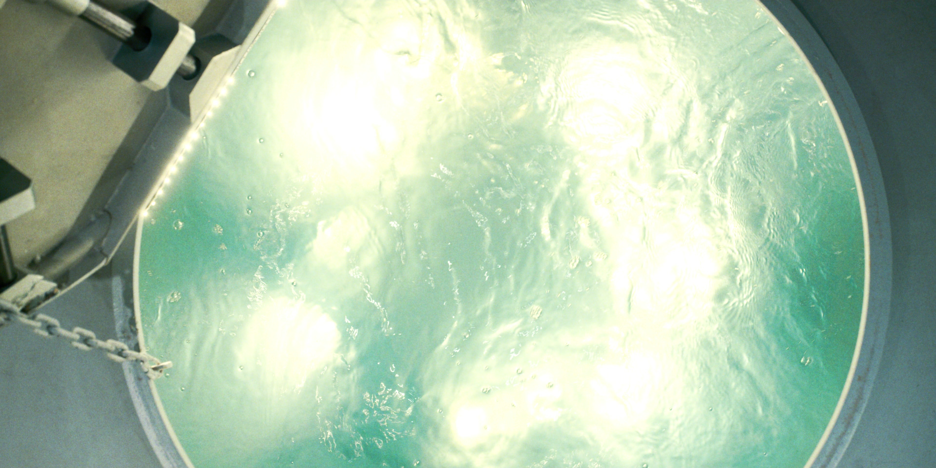 Stranger Things (2016), wide, 2.00:1 — film still