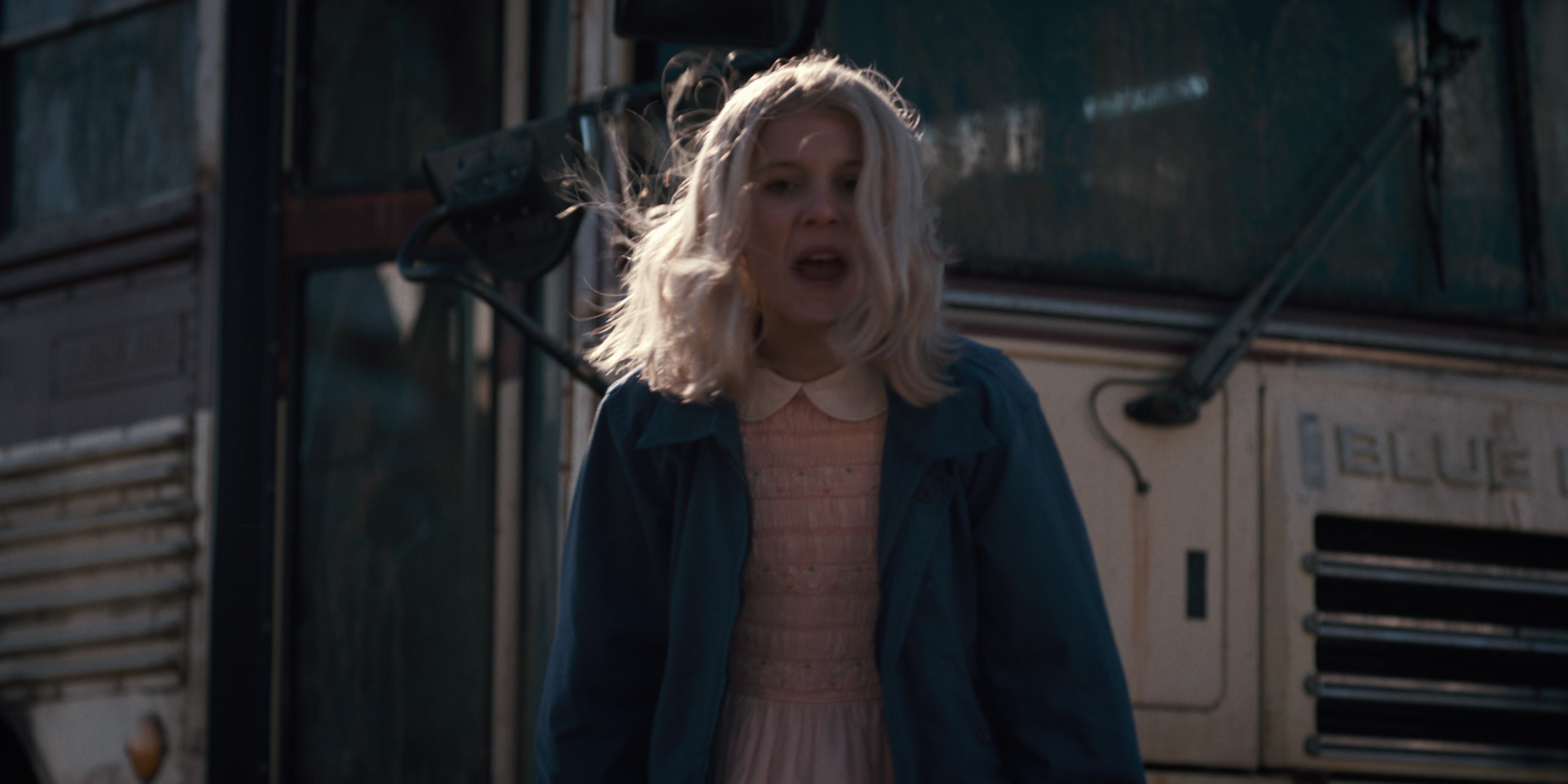 Stranger Things (2016), wide, 2.00:1 — film still