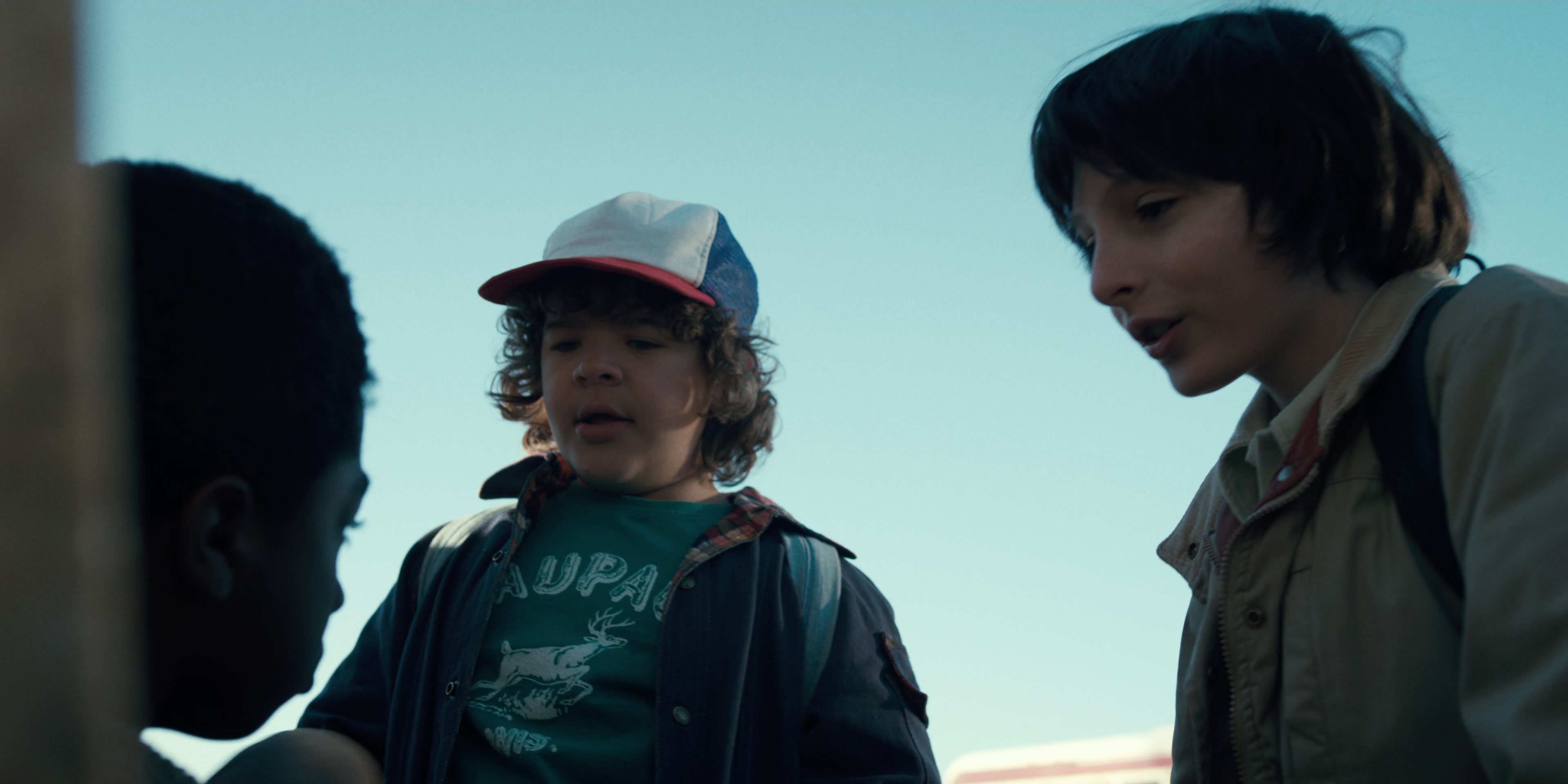 Stranger Things (2016), wide, 2.00:1 — film still