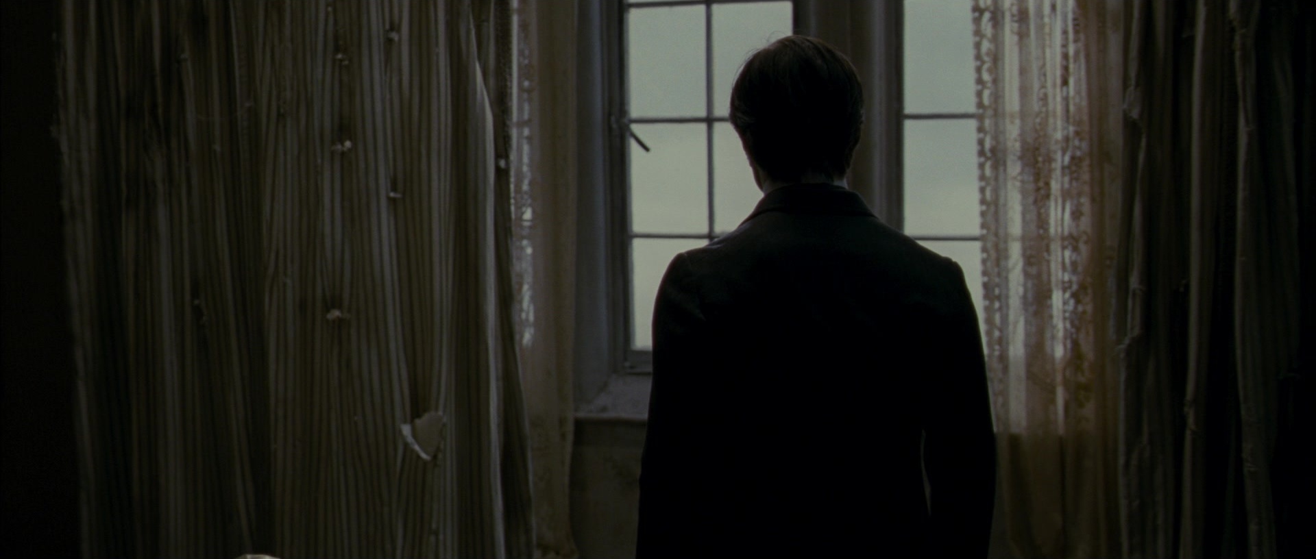The Woman in Black (2012), wide, 2.35:1 — film still