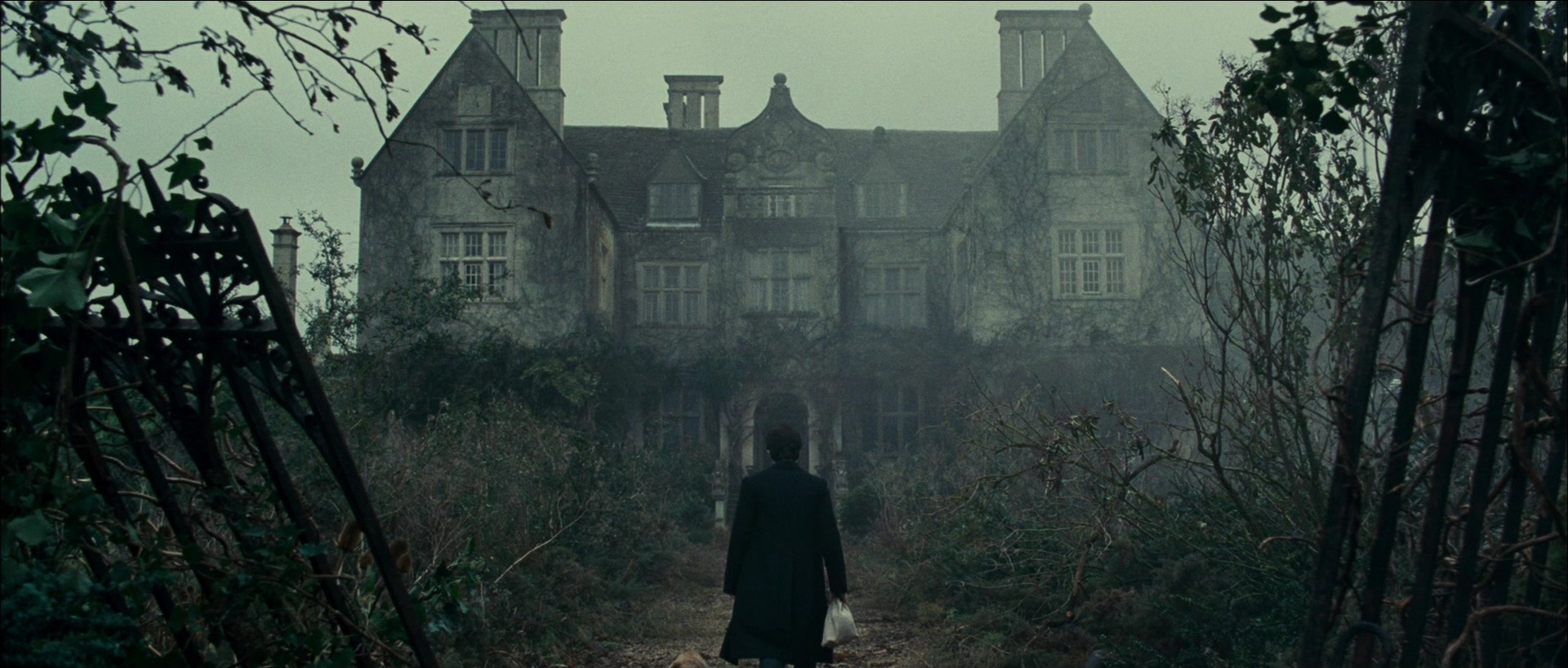 The Woman in Black (2012), wide, 2.35:1 — film still