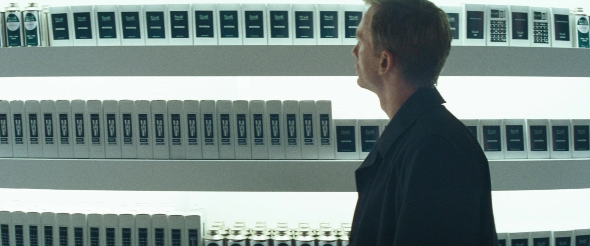 Layer Cake (2004), unknown, 2.40:1 — film still