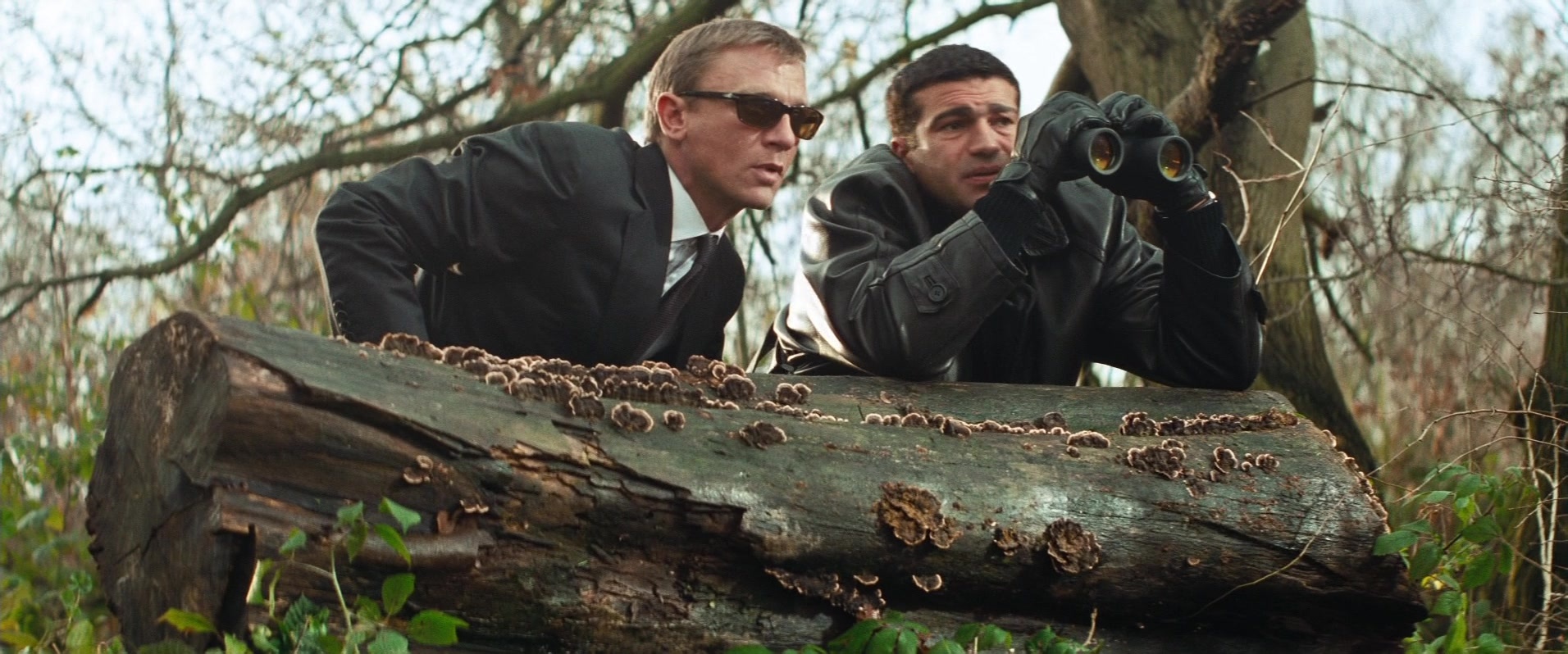 Layer Cake (2004), wide, 2.40:1 — film still