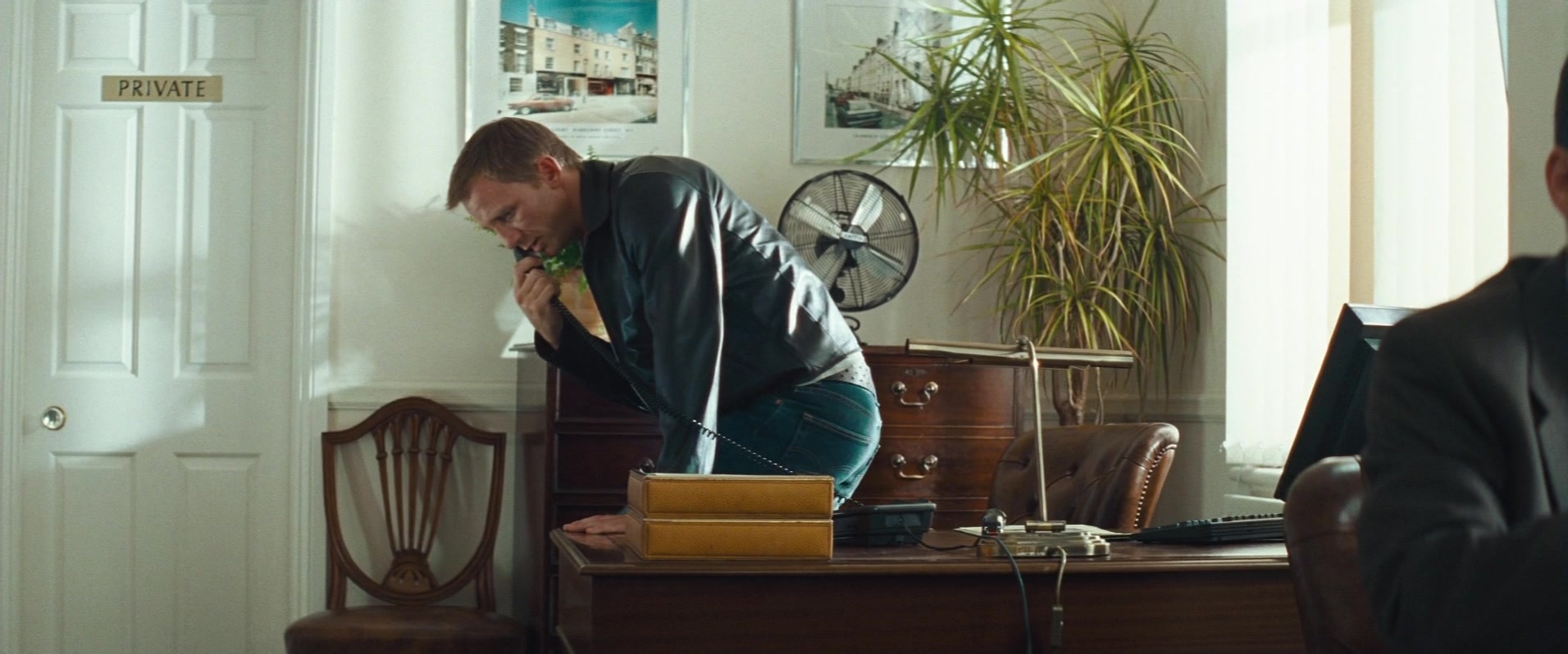Layer Cake (2004), wide, 2.40:1 — film still