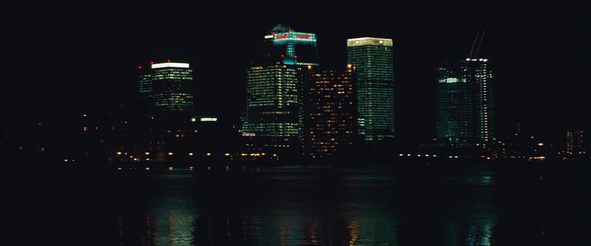 Layer Cake (2004), wide, 2.40:1 — film still