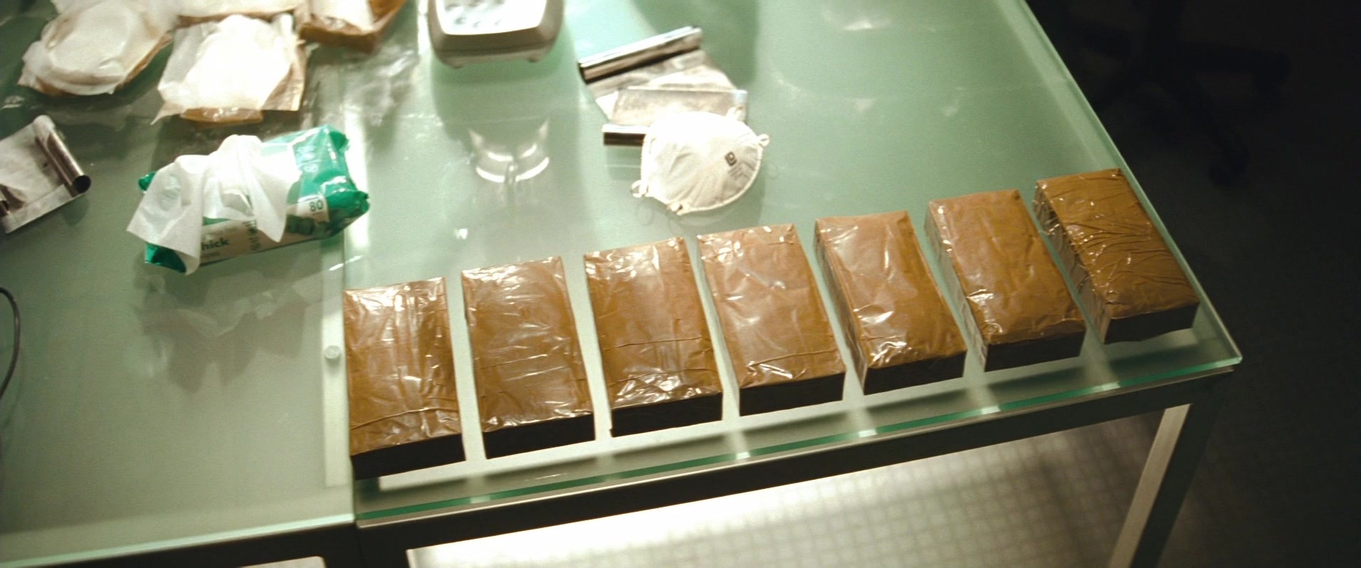 Layer Cake (2004), wide, 2.40:1 — film still