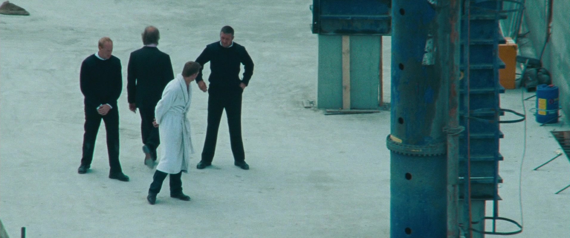 Layer Cake (2004), wide, 2.40:1 — film still