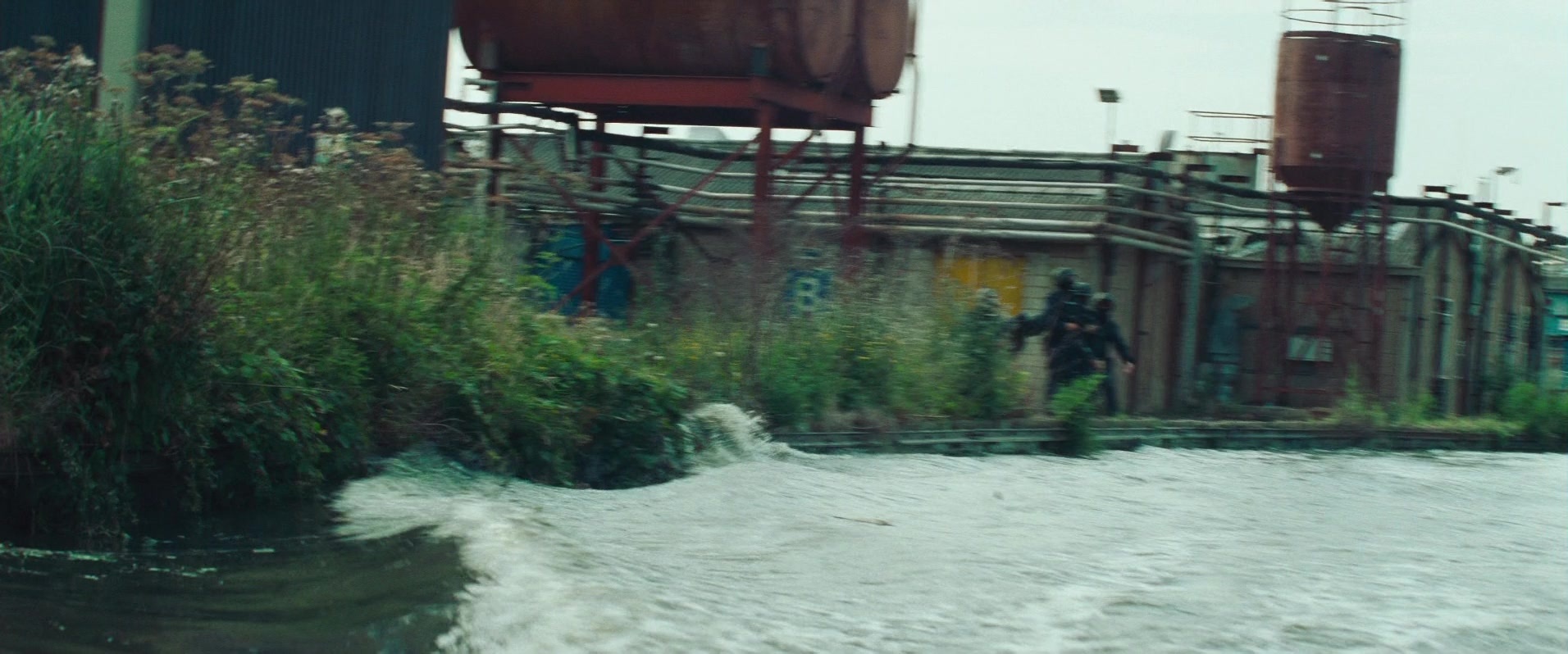 Layer Cake (2004), wide, 2.40:1 — film still