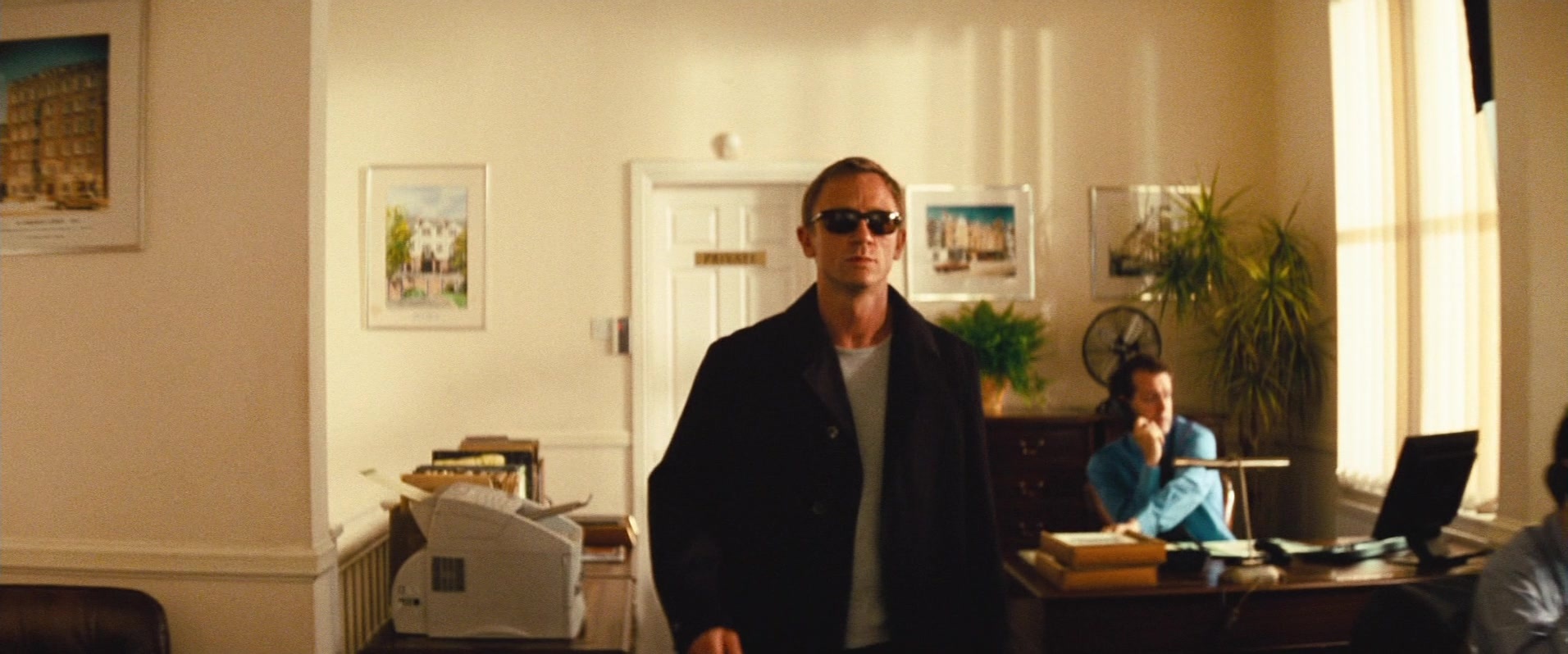 Layer Cake (2004), wide, 2.40:1 — film still