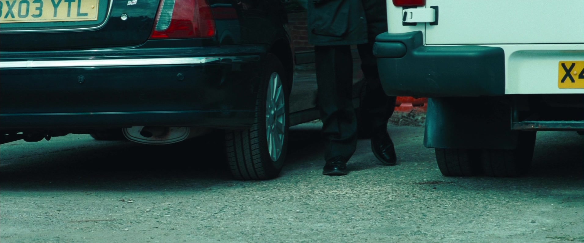 Layer Cake (2004), wide, 2.40:1 — film still