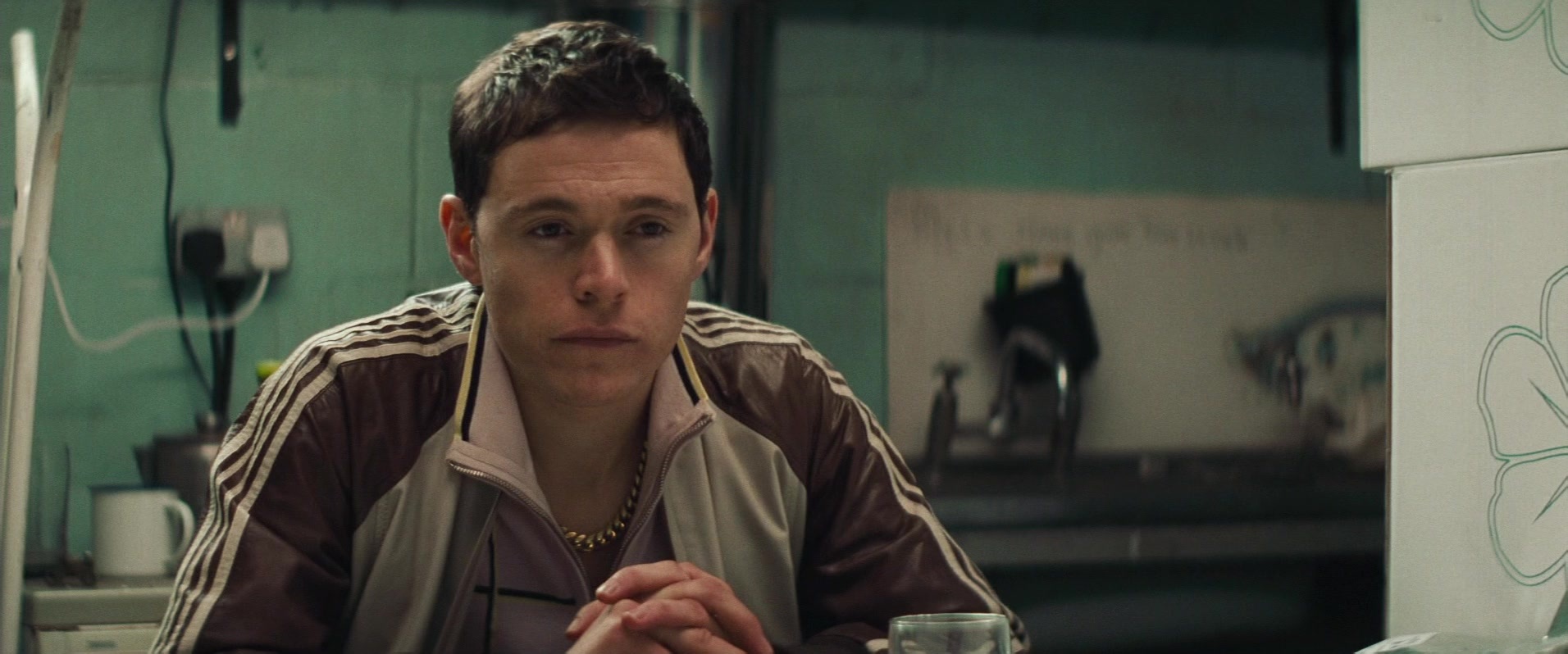 Layer Cake (2004), medium, 2.40:1 — film still