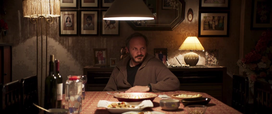 Kuru Otlar Üstüne (2023), wide, 2.39:1 — film still