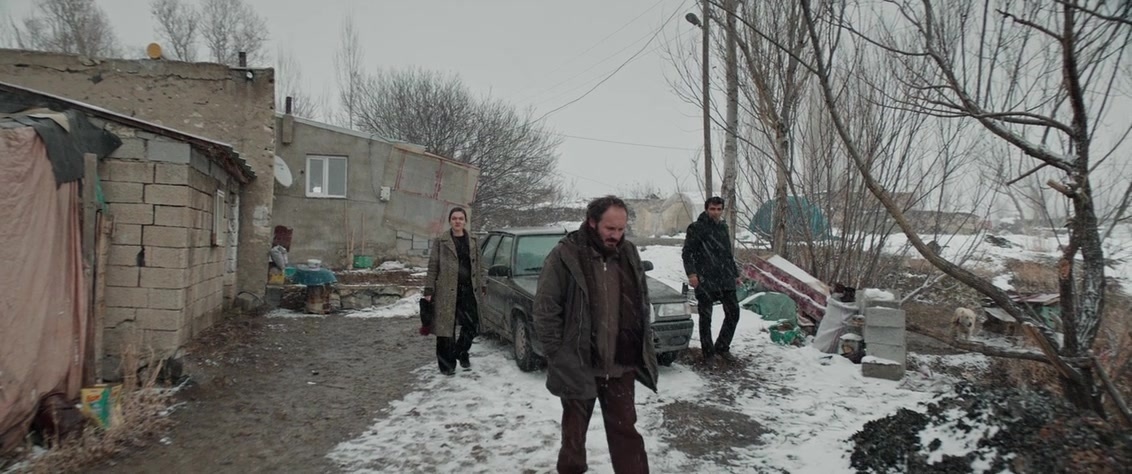 Kuru Otlar Üstüne (2023), wide, 2.39:1 — film still